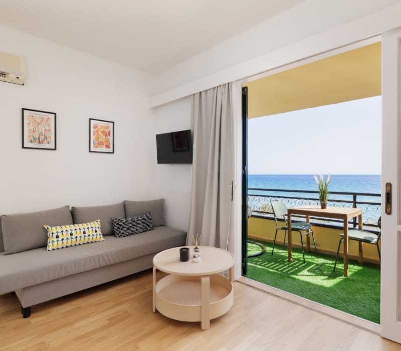 Coastal Bliss Superior Apt 29