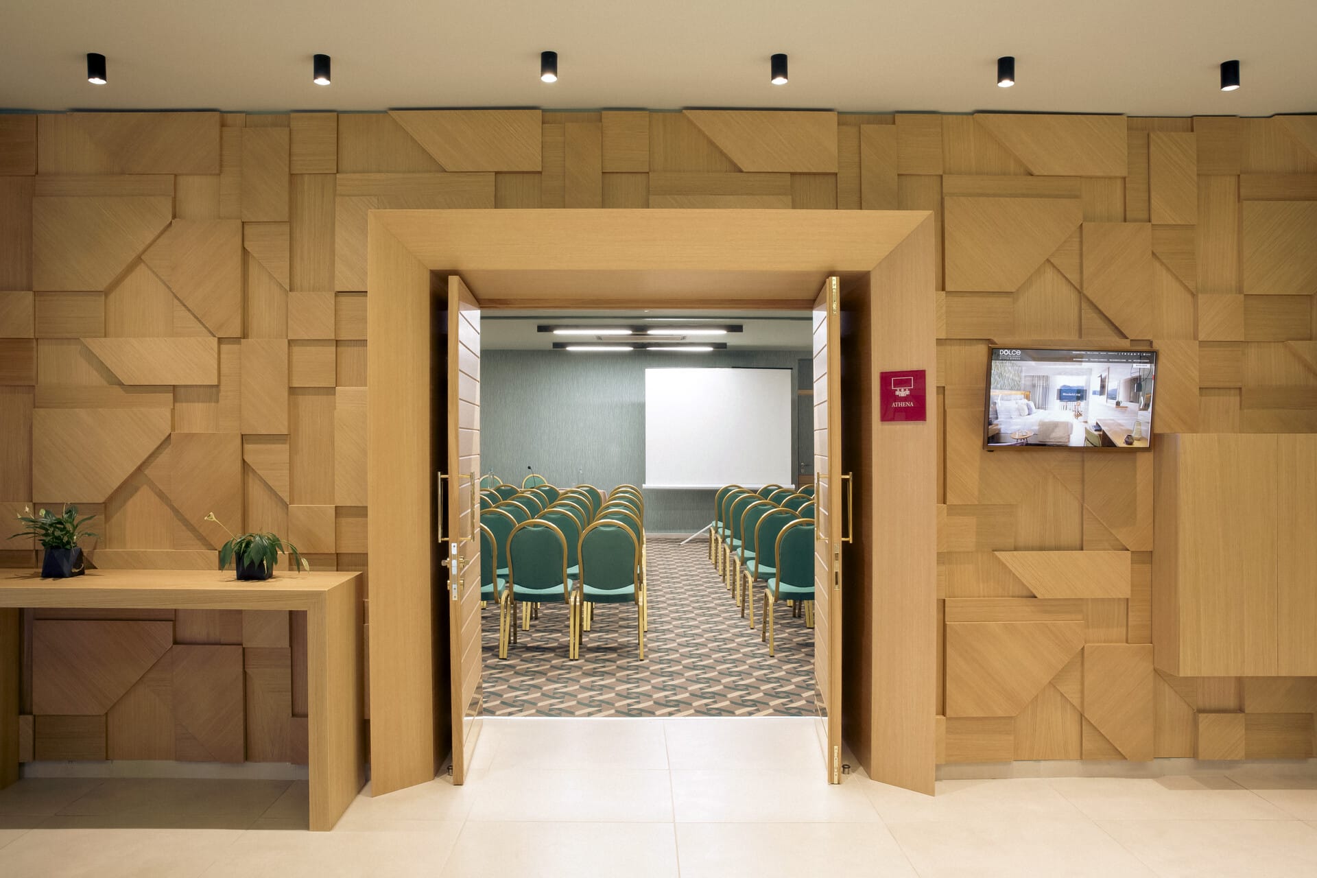 dolce-athens_athena-1