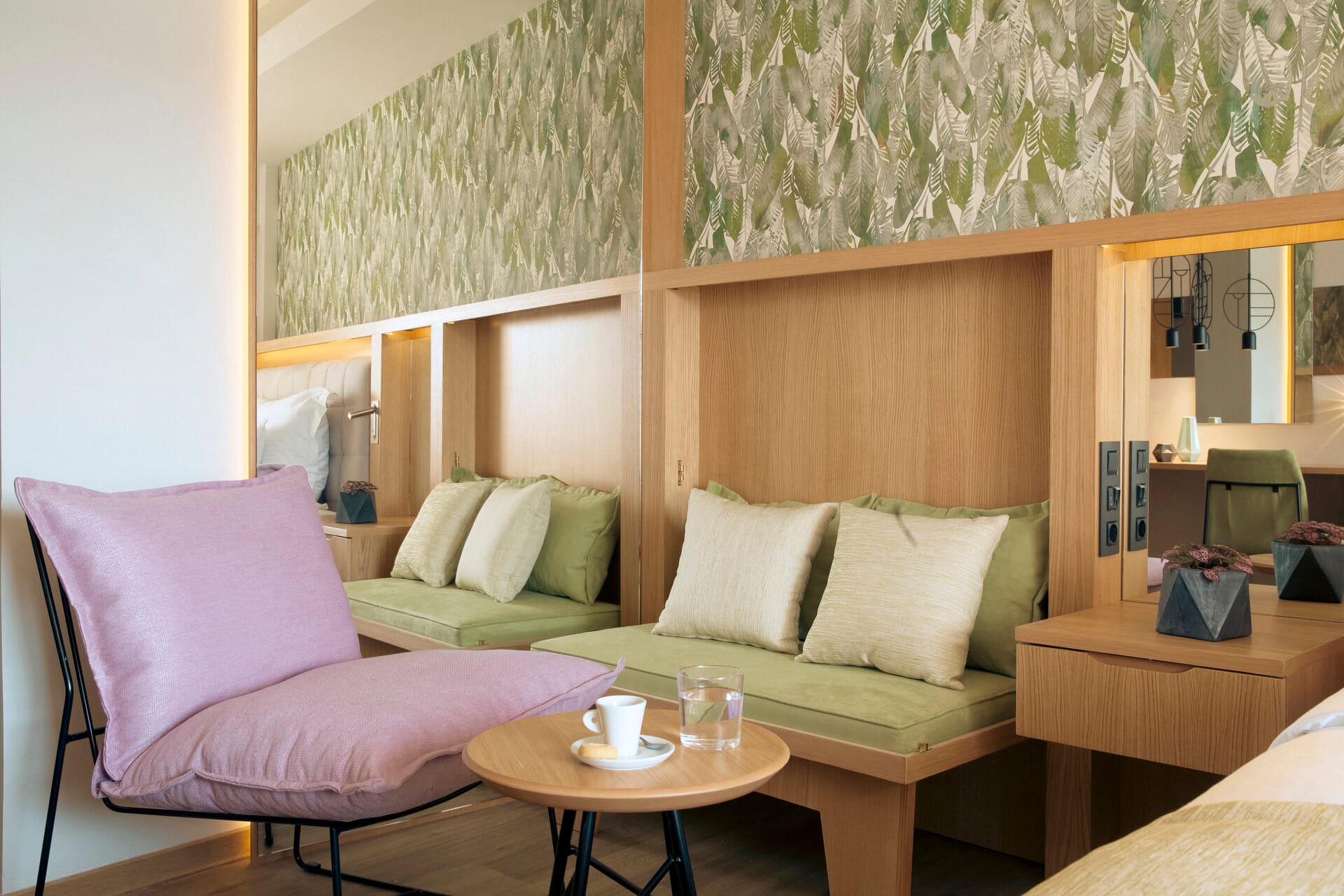 dolce-athens_deluxe-mountain-view-room-2