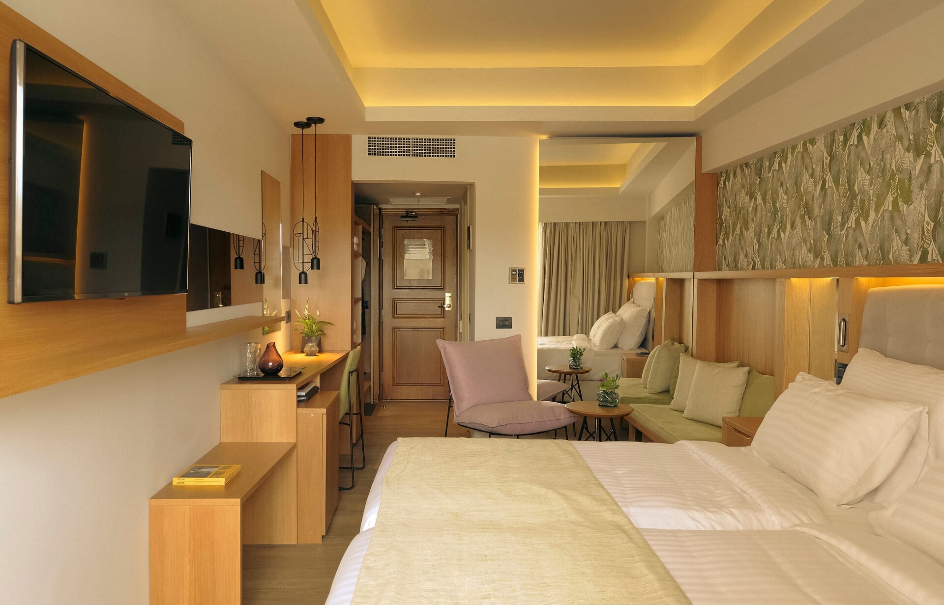 dolce-athens_deluxe-mountain-view-room-4