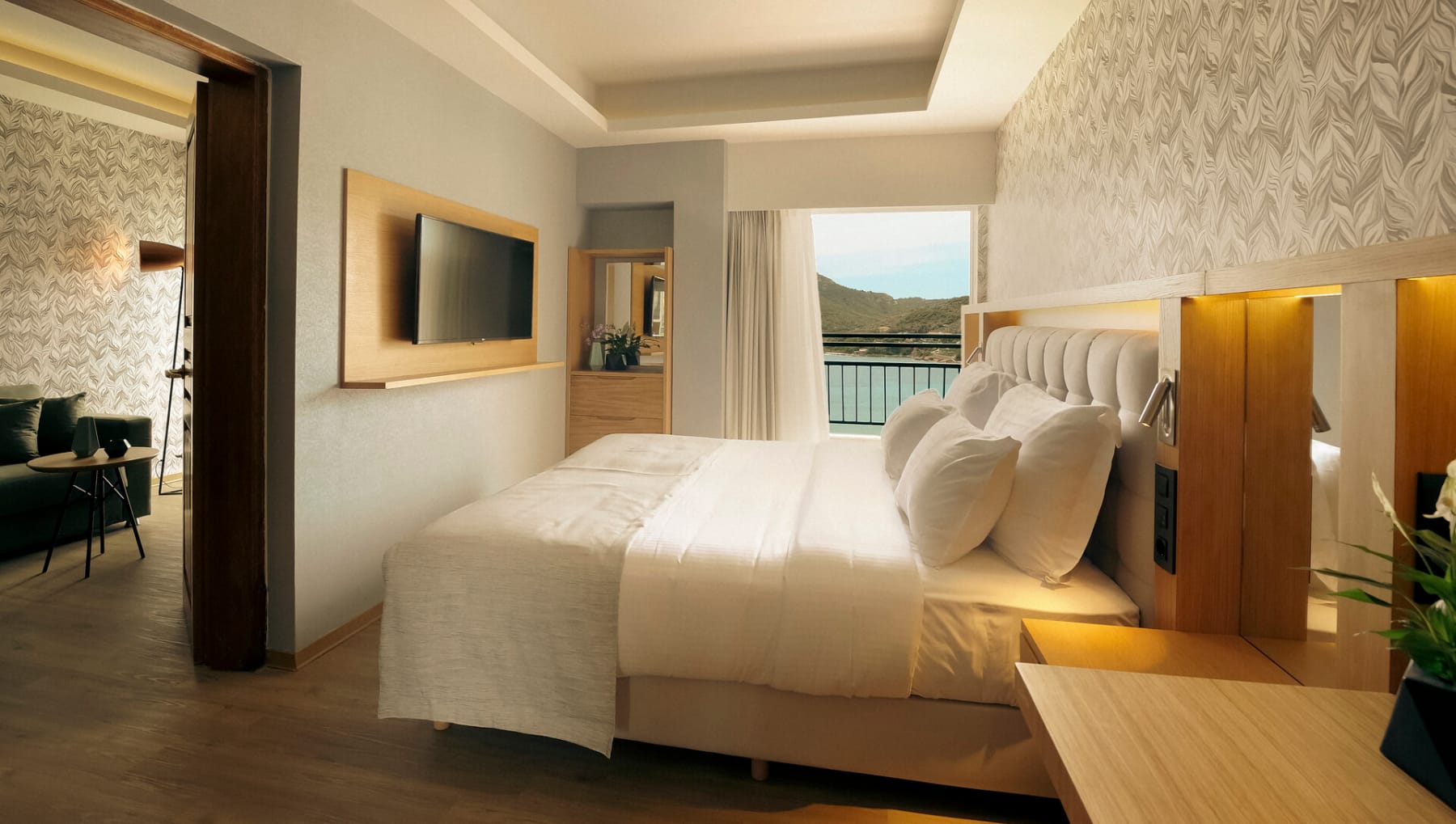 dolce-athens_executive-suite-sea-view-1