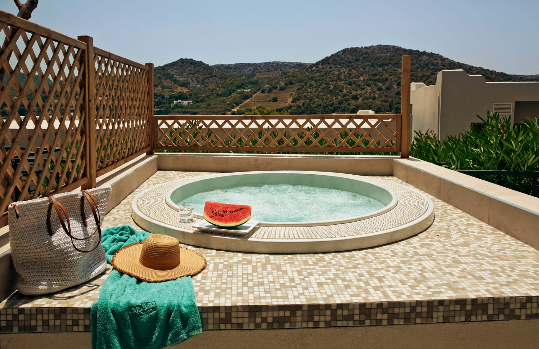dolce-athens_executive-suite-sea-view-with-hot-tub-5
