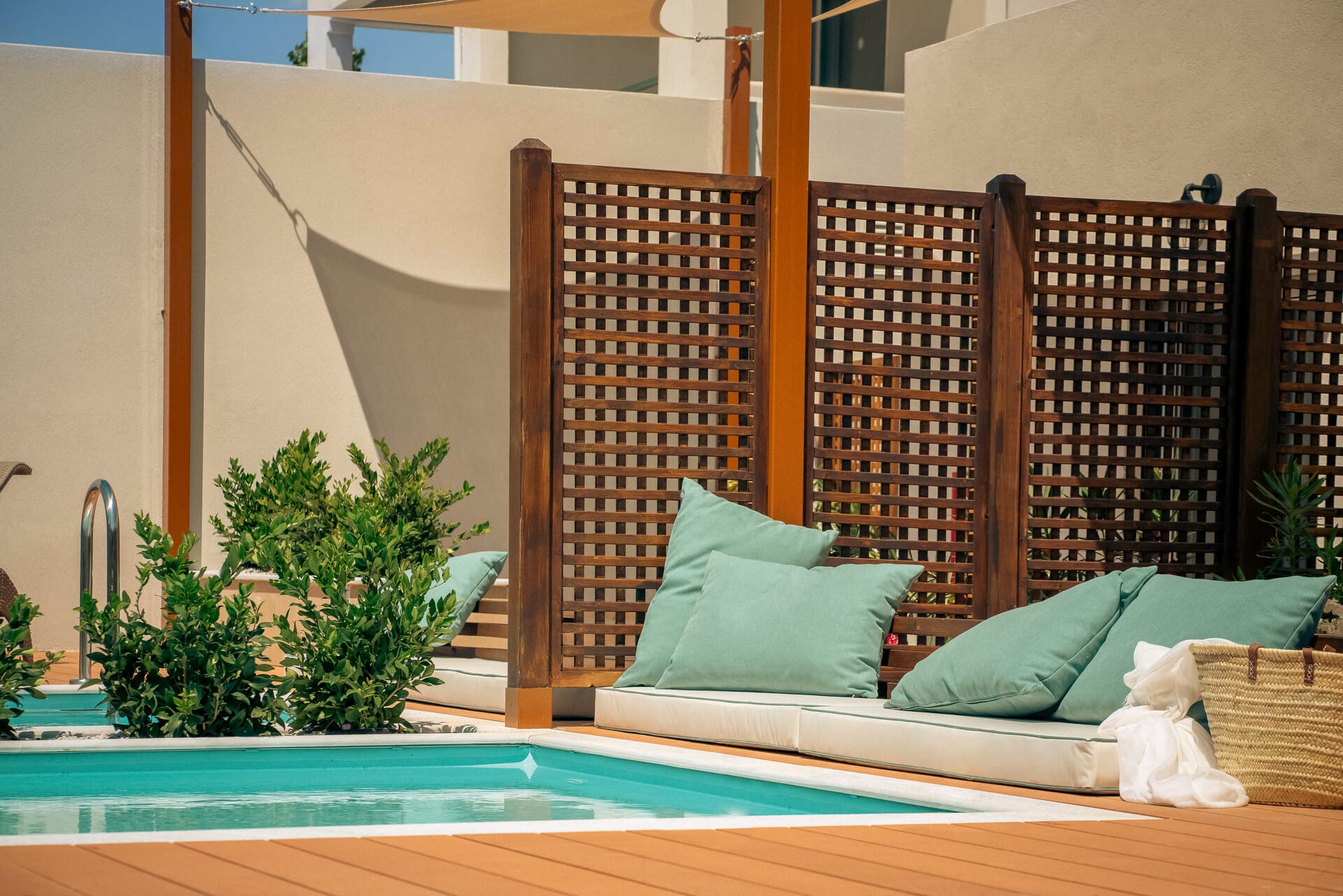 dolce-athens_family-bungalow-suite-with-private-pool-5