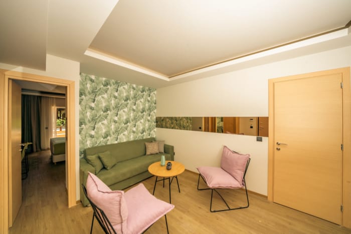 dolce-athens_family-bungalow-suite-with-private-pool-6