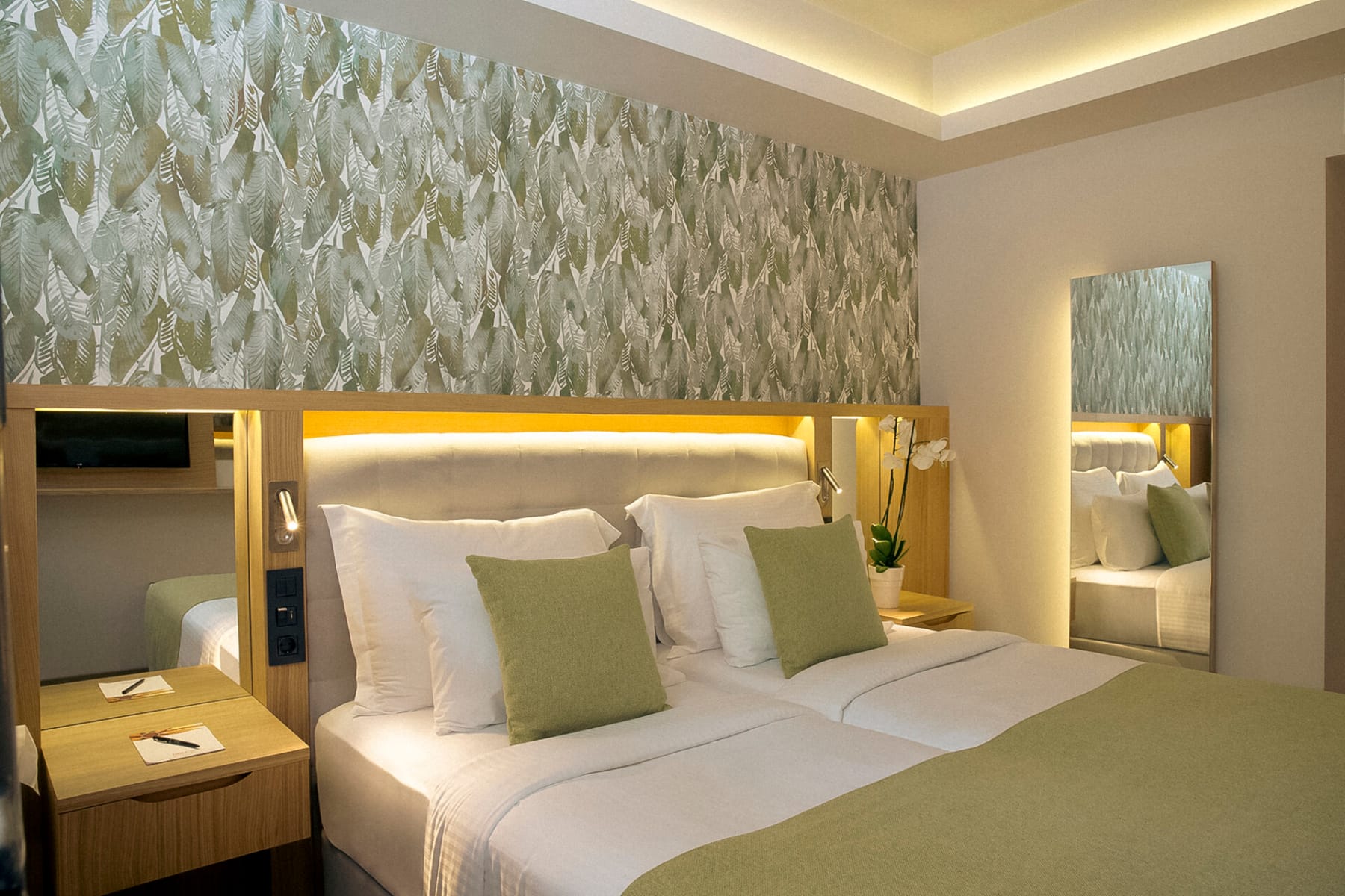dolce-athens_premium-room-mountain-view-4