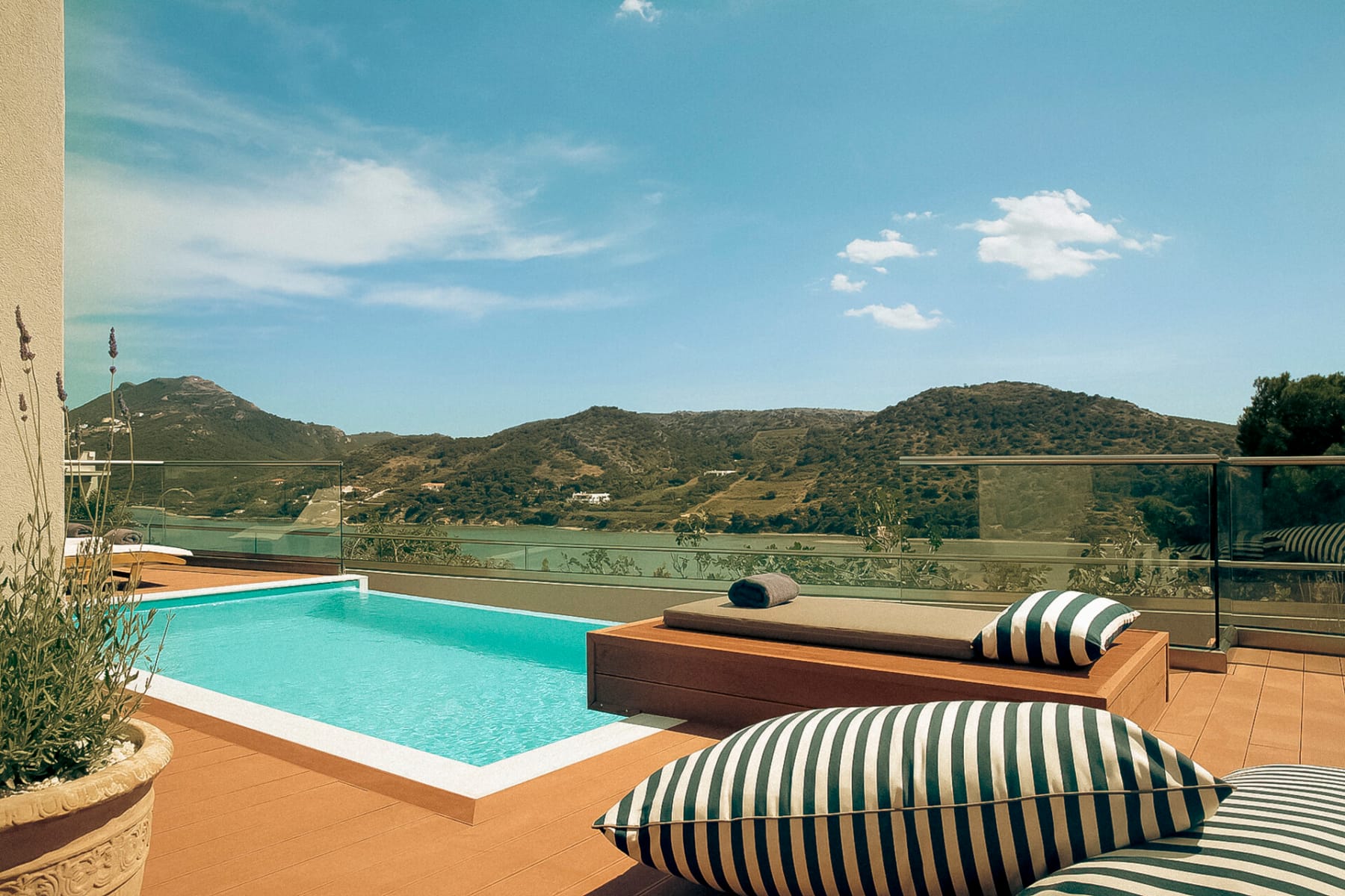 dolce-athens_villa-artemis-3