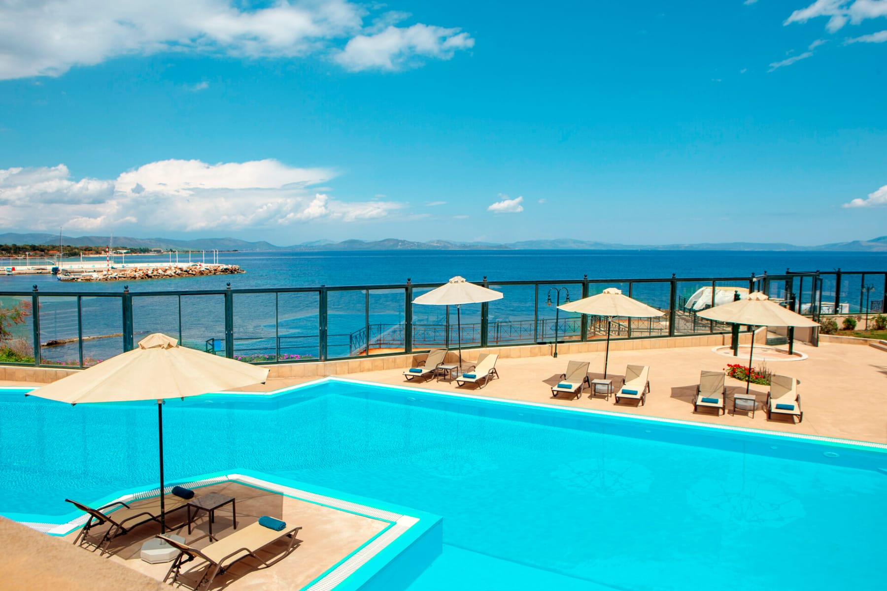 ramada_pool-6