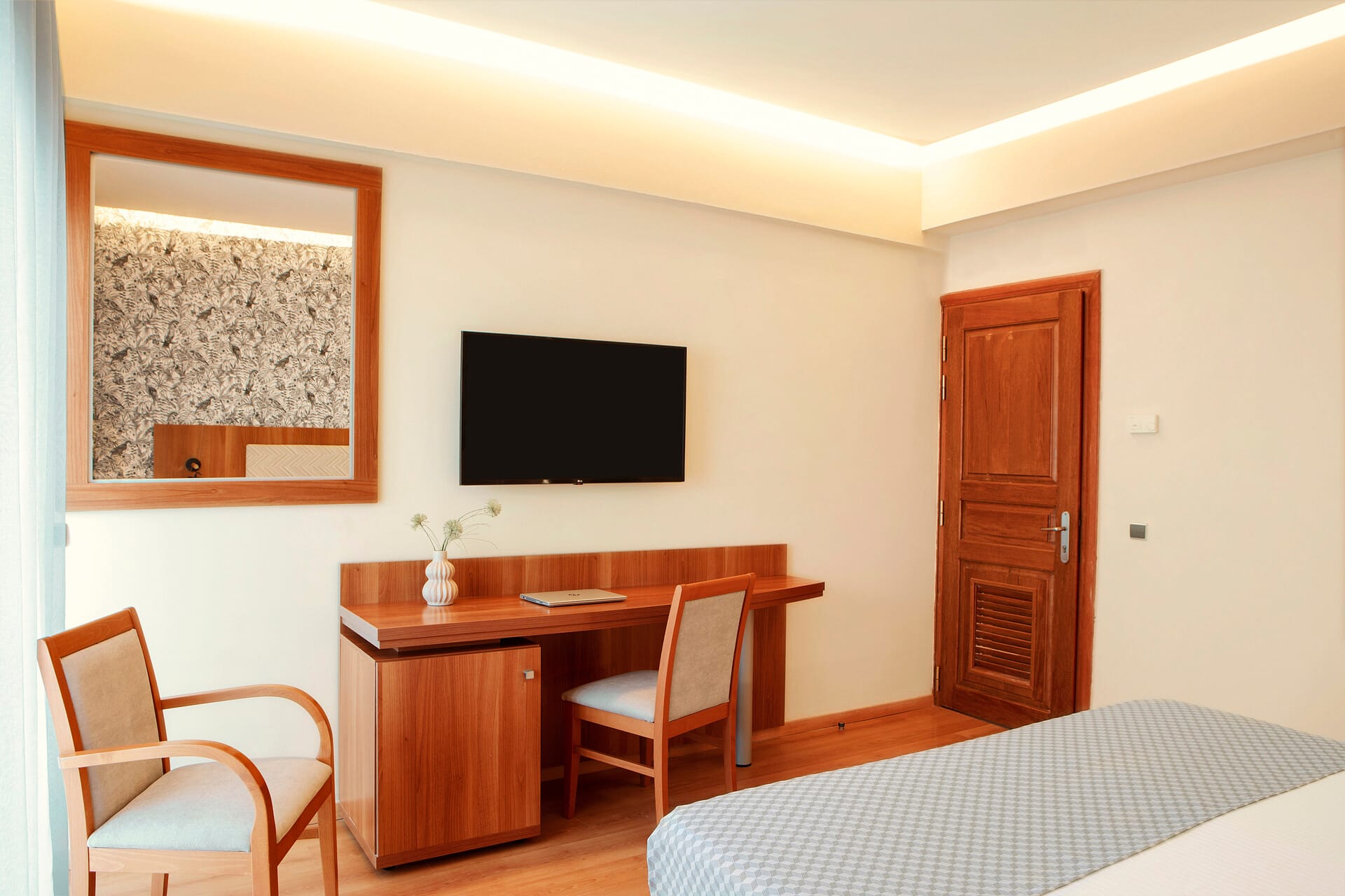 ramada_premium-2-bedroom-side-sea-view-room-2