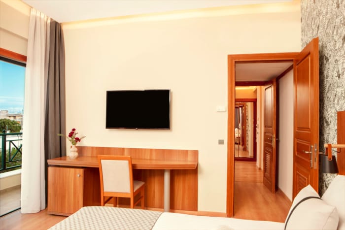 ramada_premium-suite-side-sea-view-2