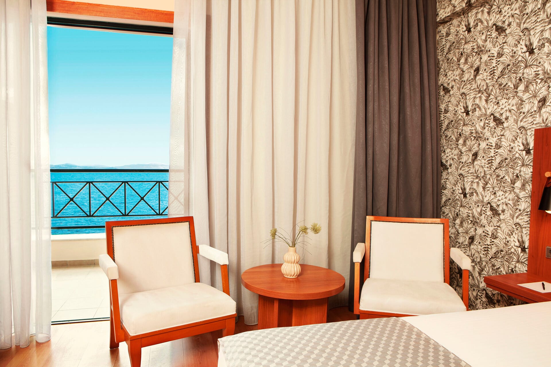 ramada_superior-sea-view-double-room-7