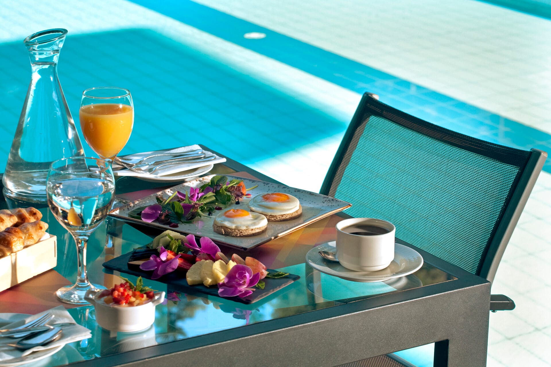 lazart_pool-pool-bar-5