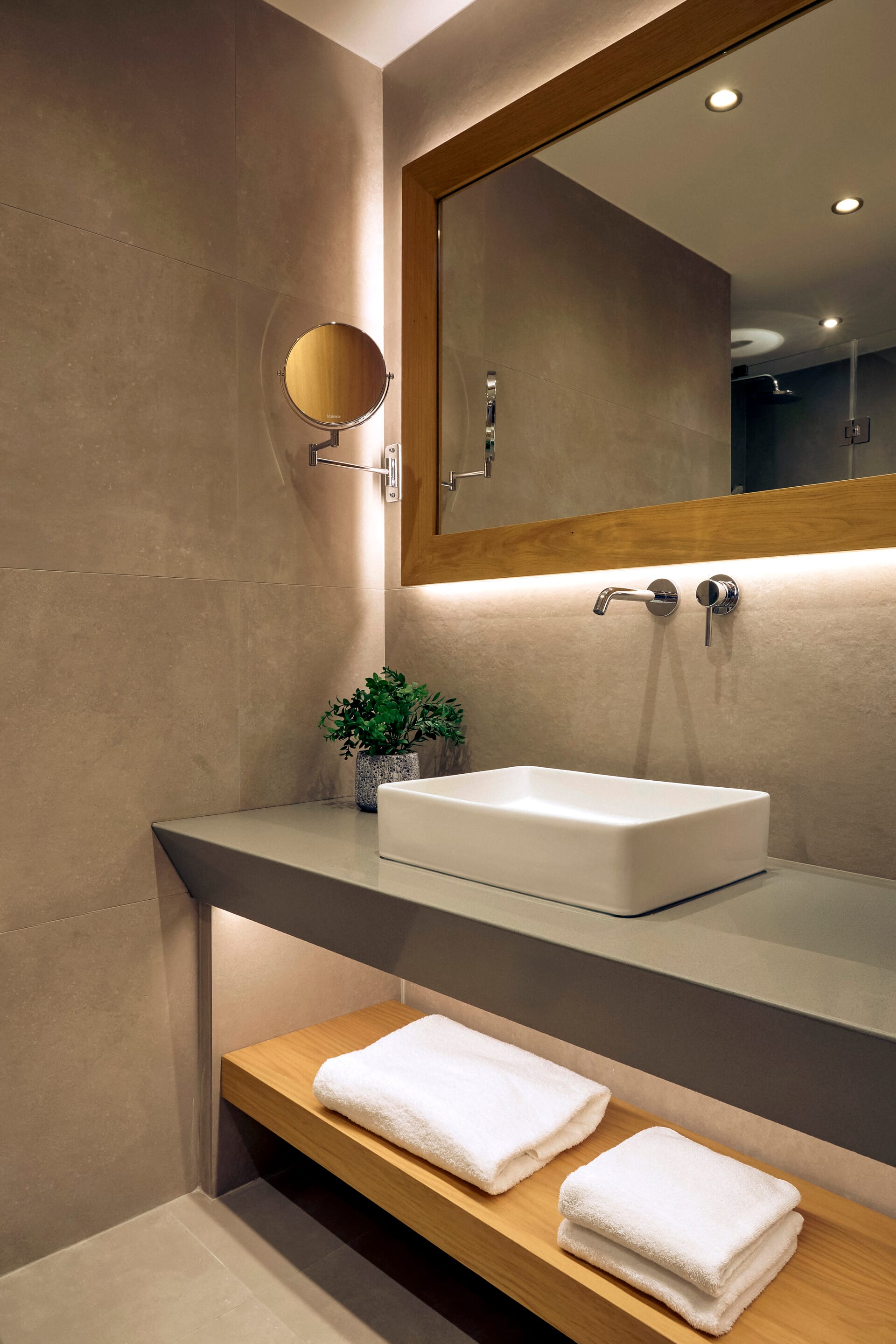 lazart_deluxe-double-city-view-12