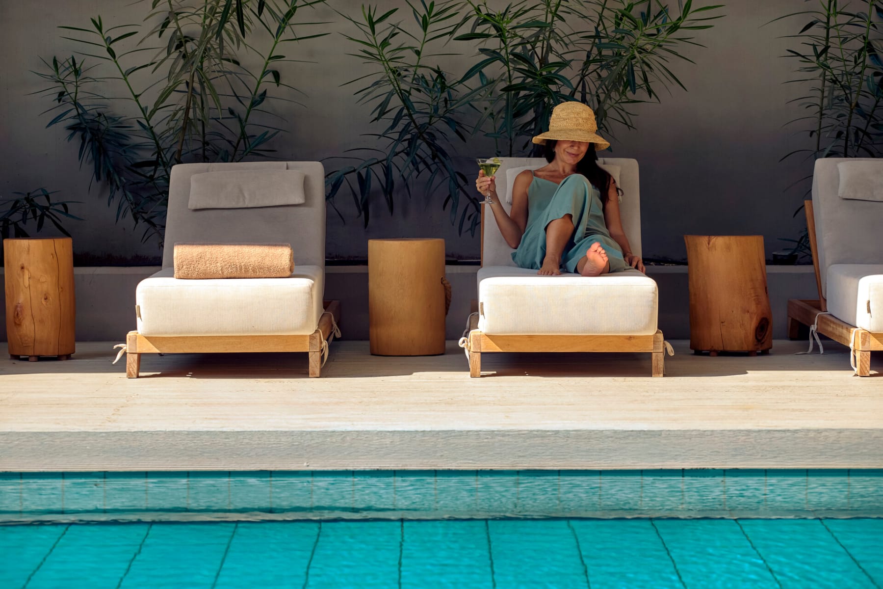 lazart_pool-pool-bar-6