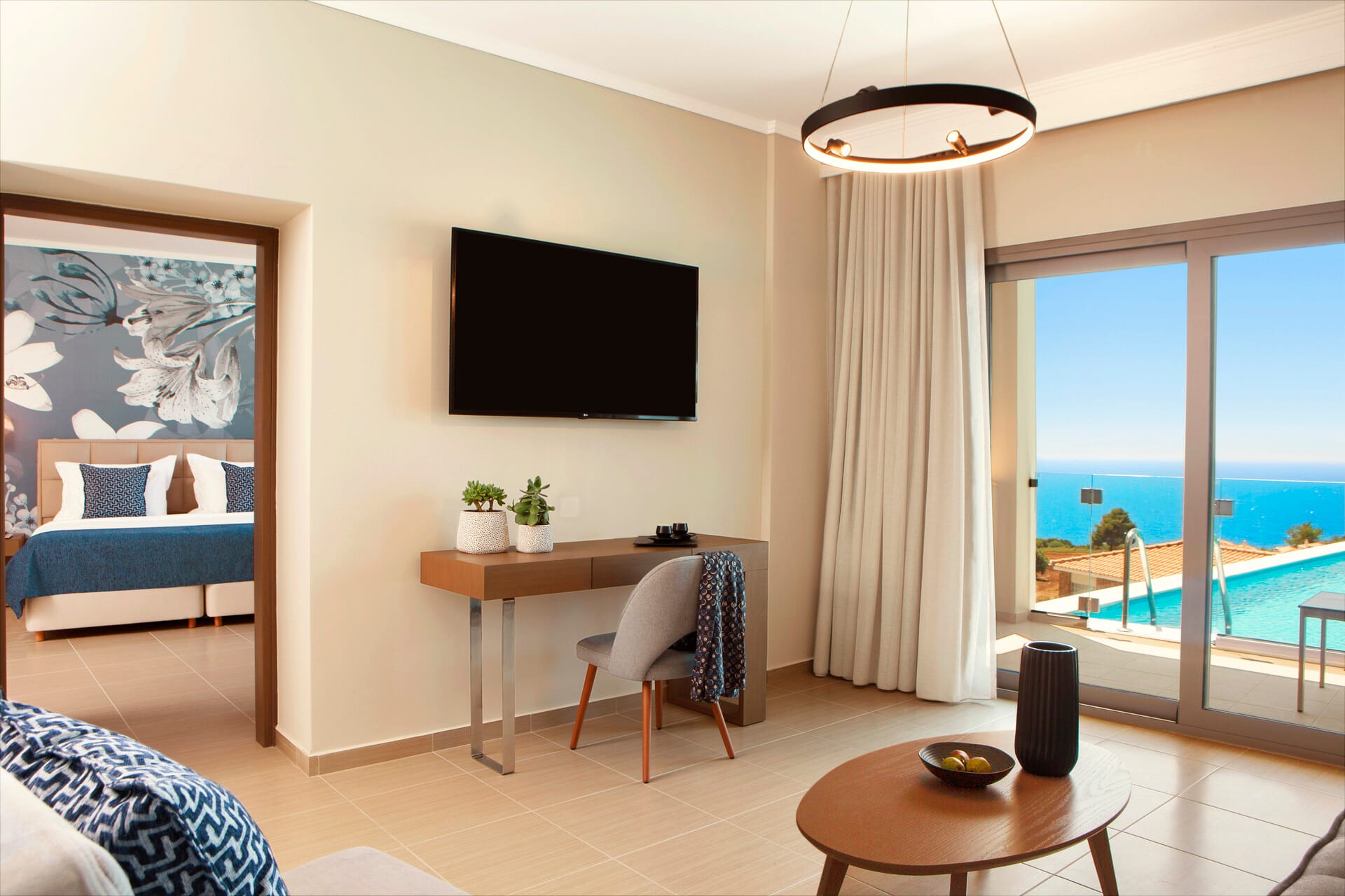 ajul_deluxe-family-room-sharing-pool-7