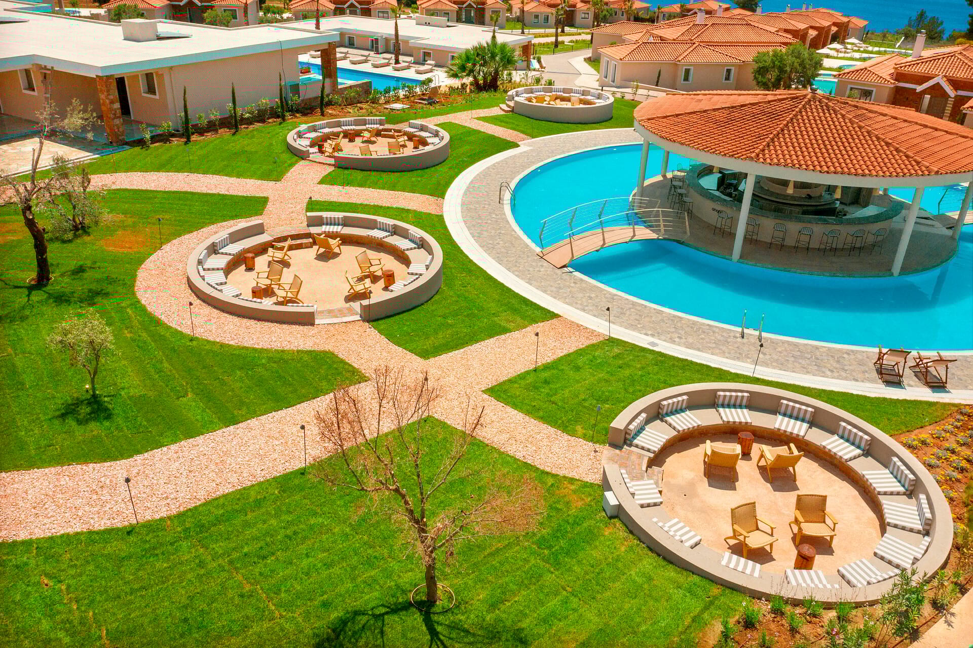 ajul_ananas-pool-bar-8-1