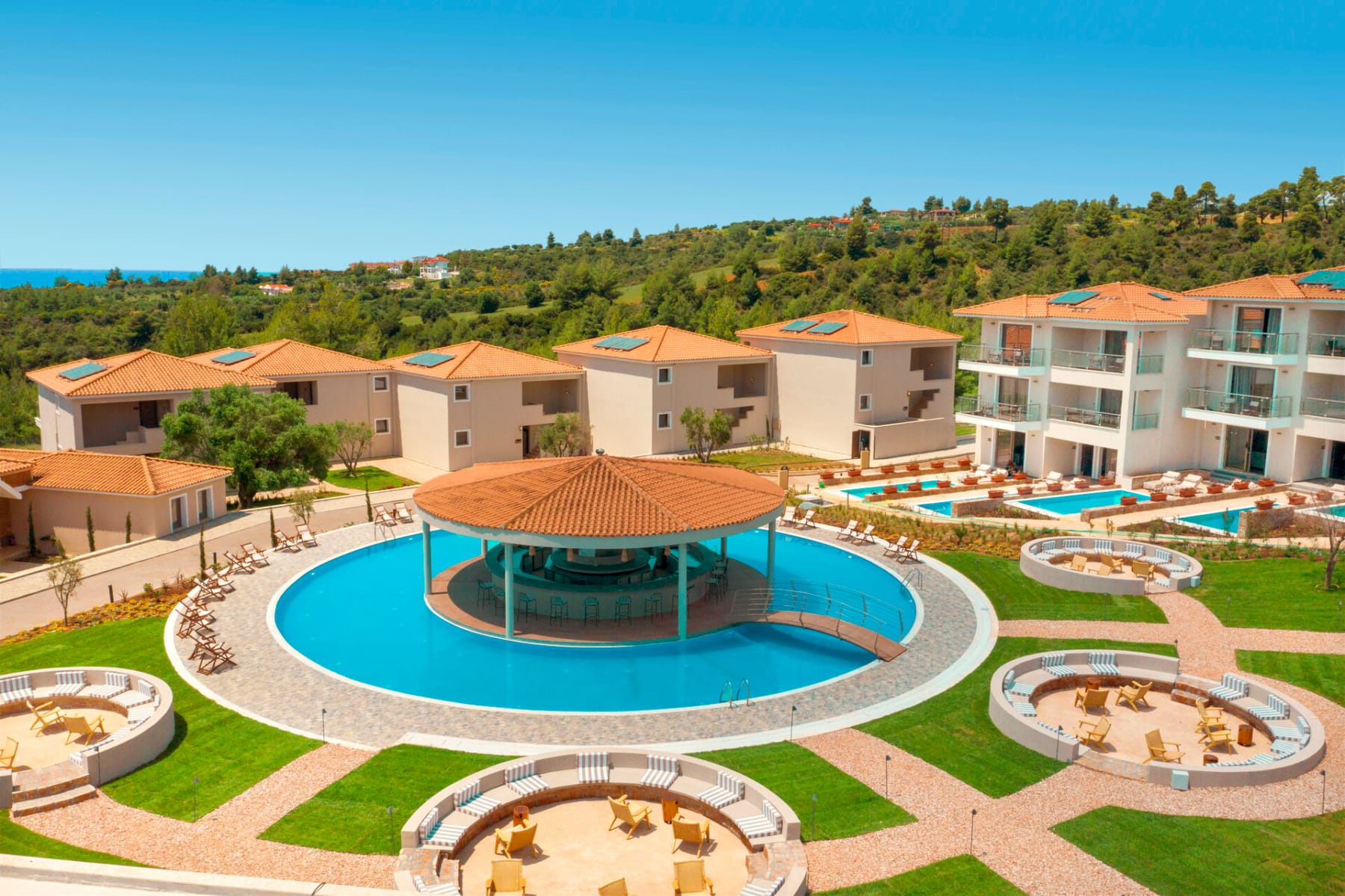 ajul_ananas-pool-bar-9-1