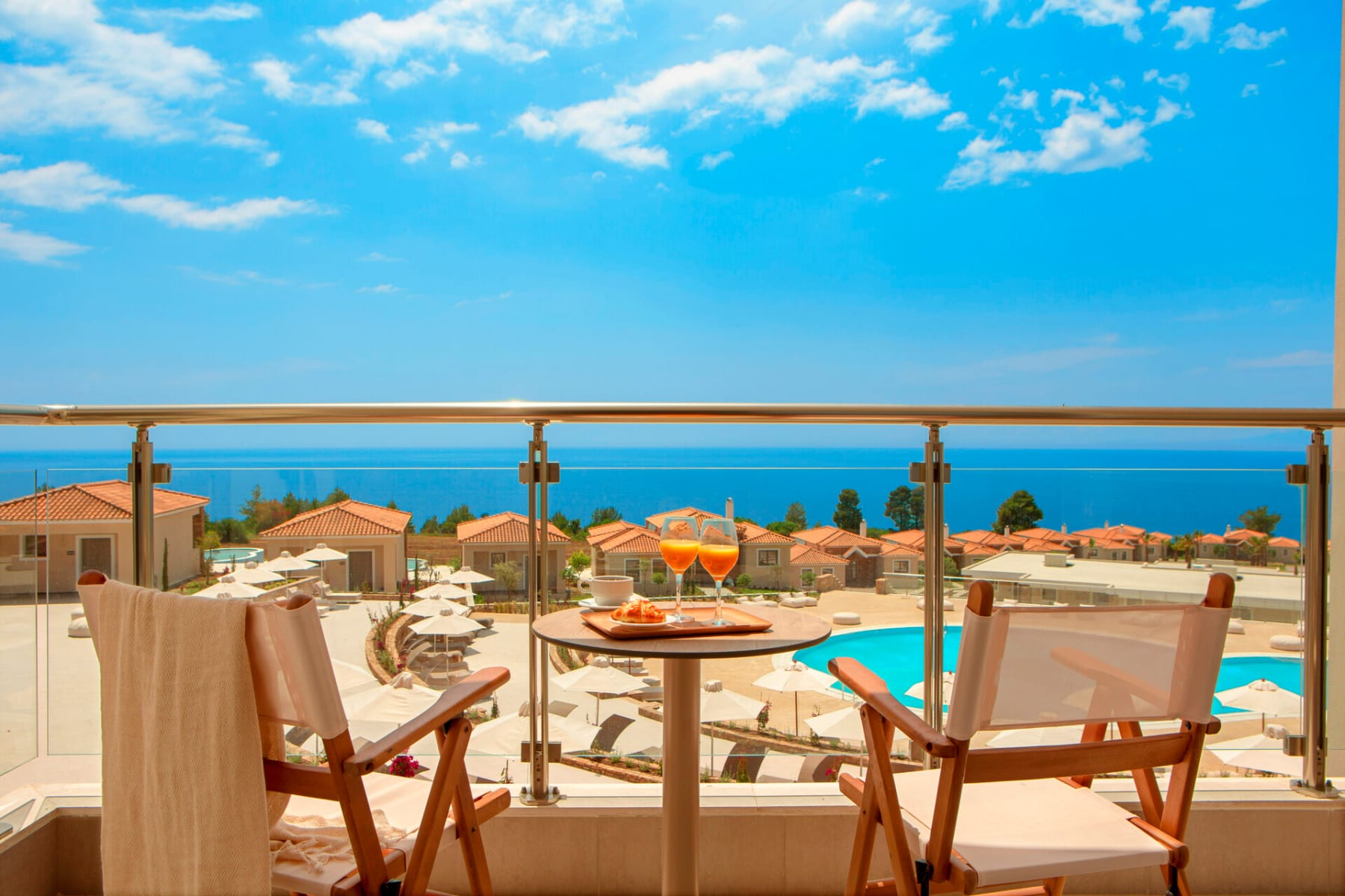 ajul_deluxe-bungalow-sea-view-1-1