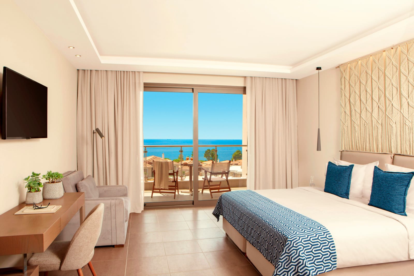 ajul_deluxe-bungalow-sea-view-7