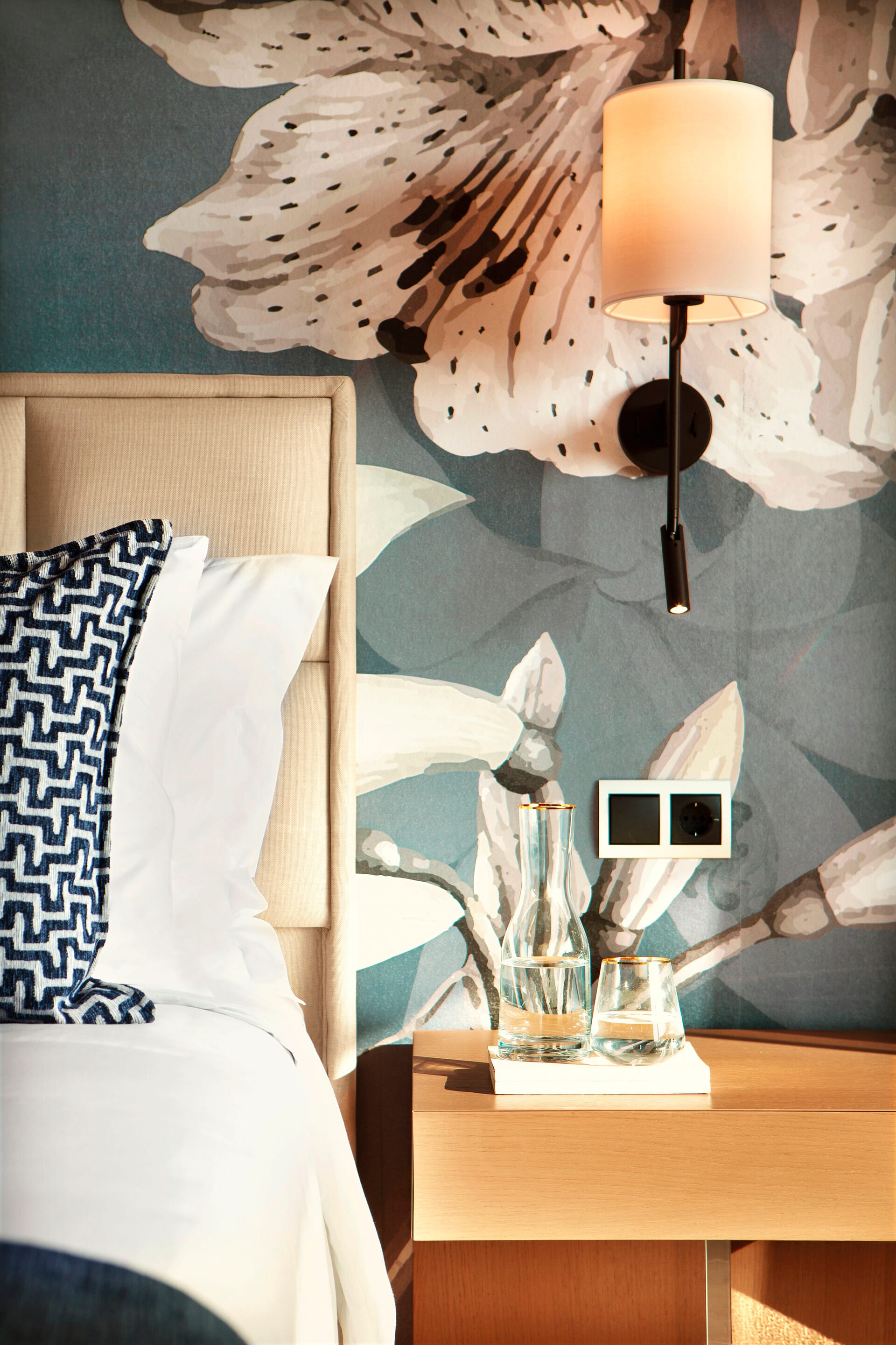 ajul_deluxe-family-room-3