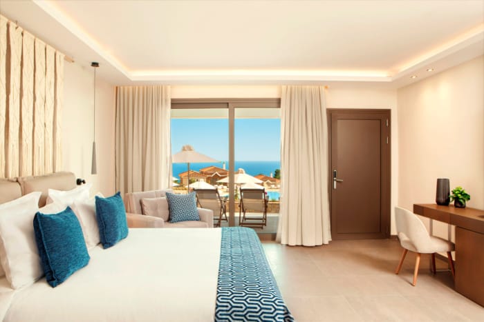 ajul_executive-bungalow-sea-view-1