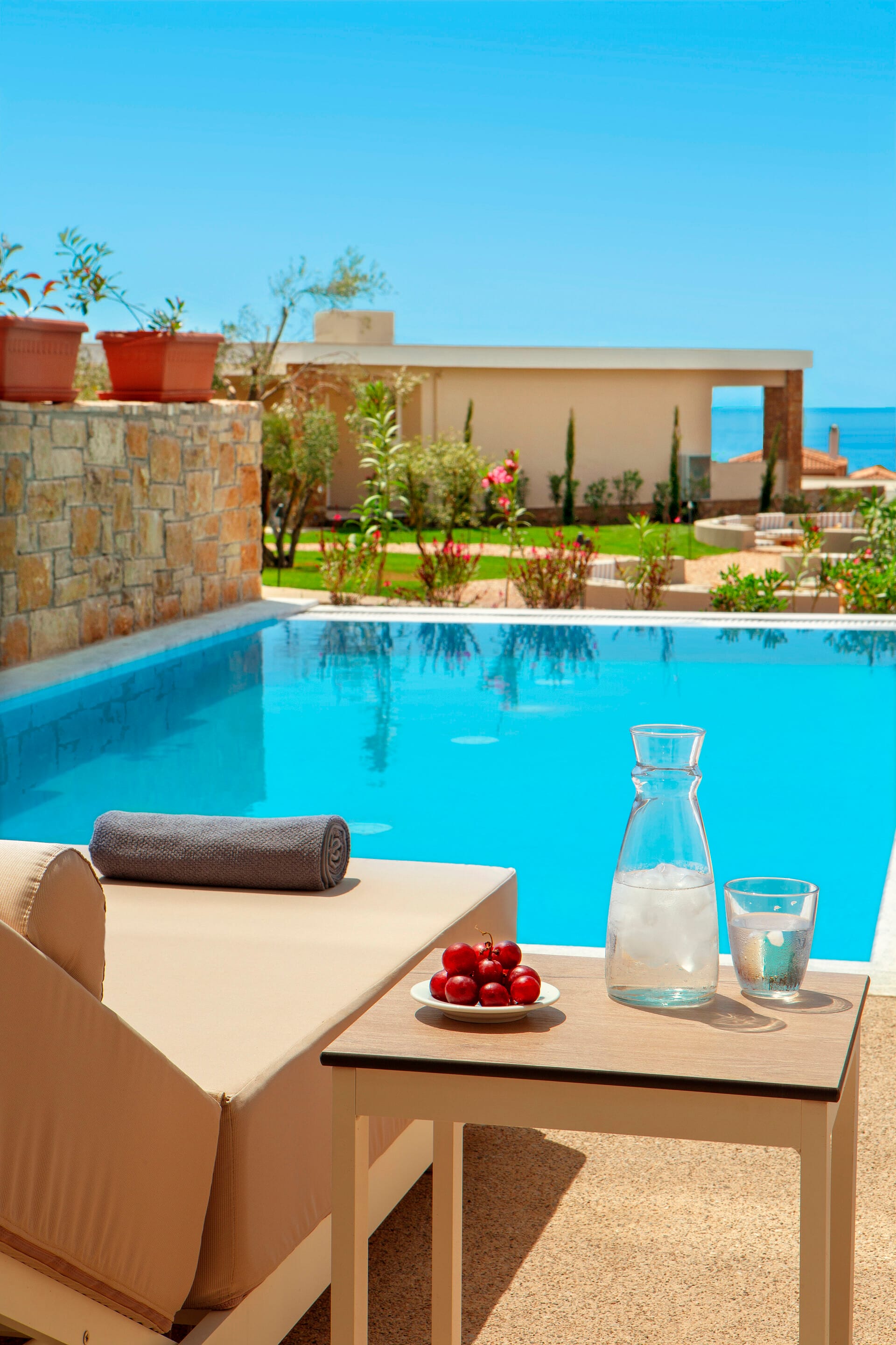 ajul_executive-bungalow-sea-view-with-private-pool-6