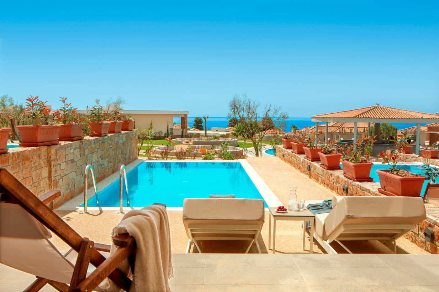 ajul_executive-bungalow-sea-view-with-private-pool-7