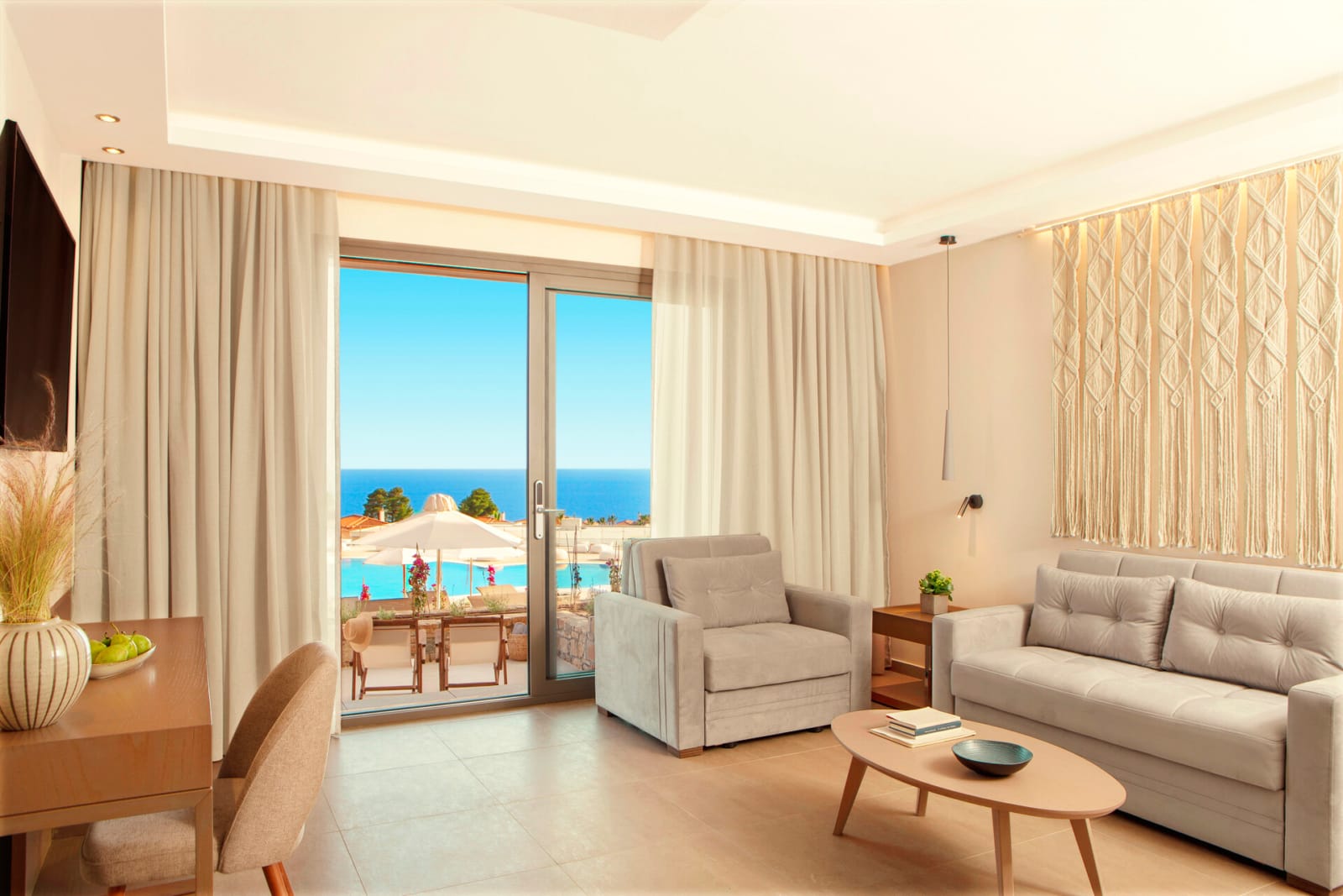 ajul_executive-bungalow-suites-sea-view-1