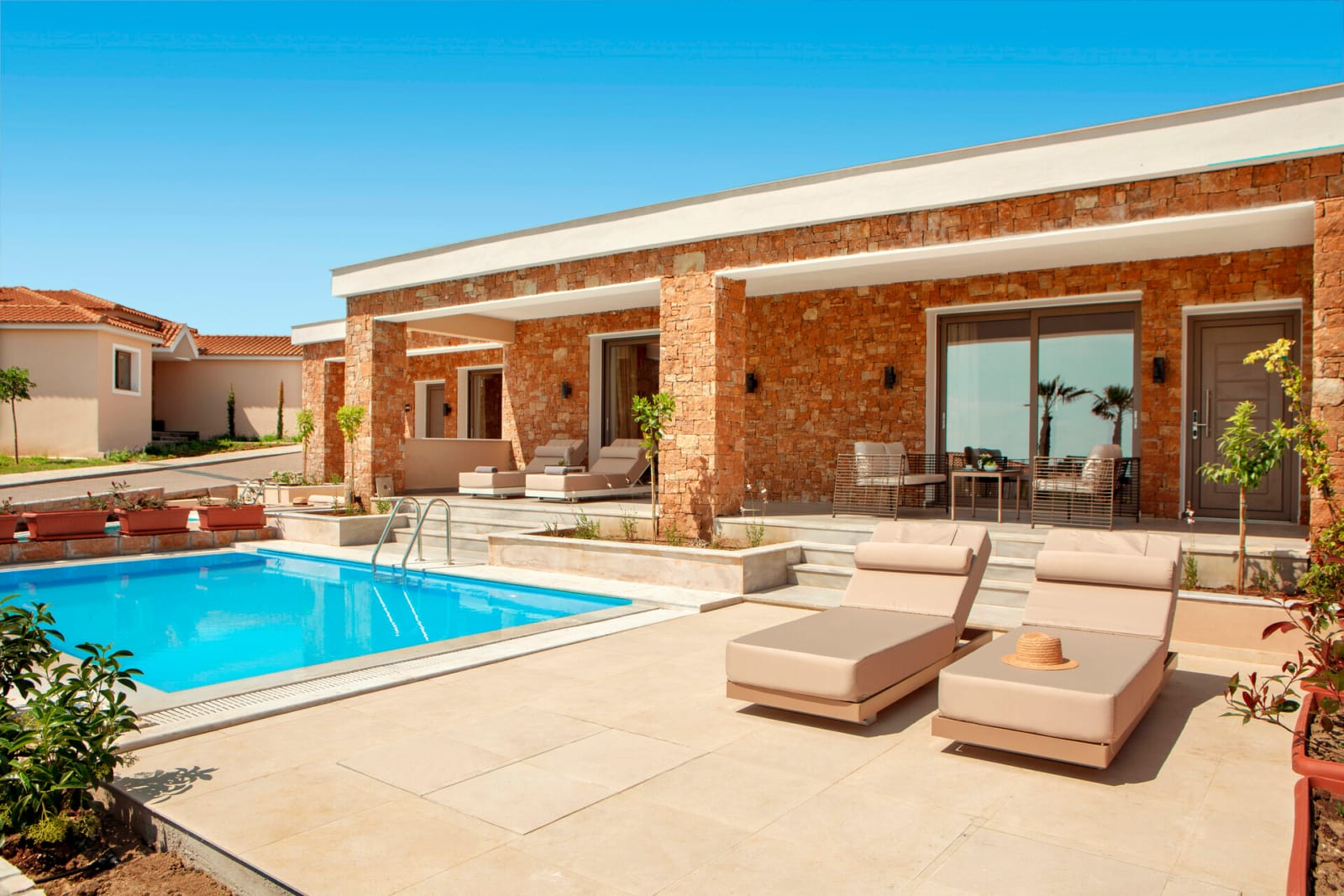 ajul_executive-villa-2bedroom-with-private-pool-4