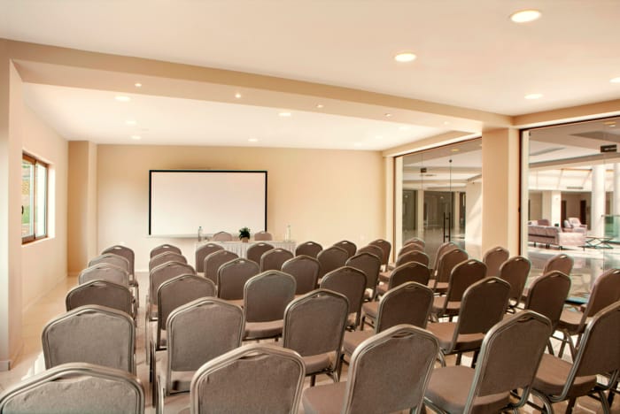 ajul_meeting-room-5-1