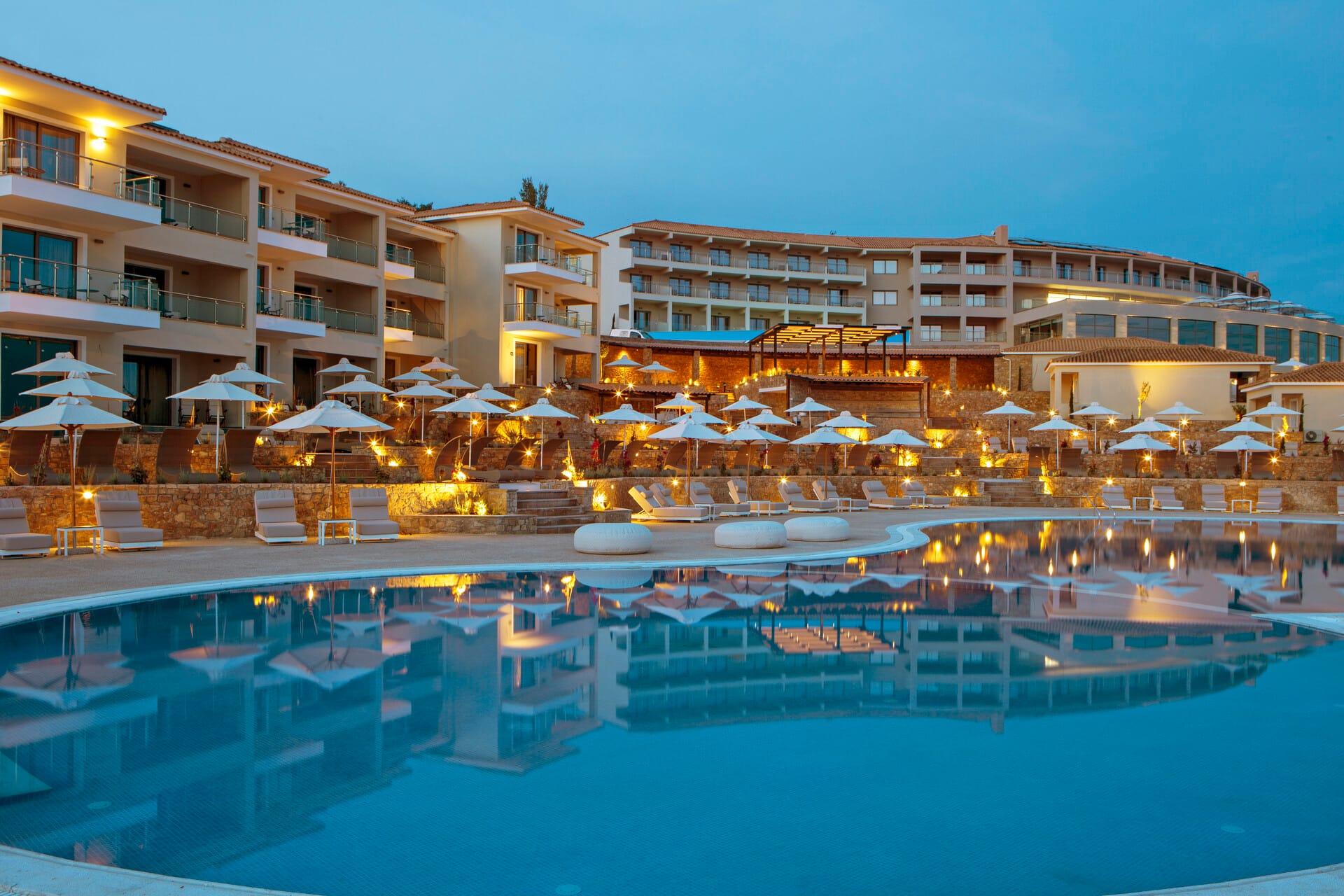 ajul_pool-19-1