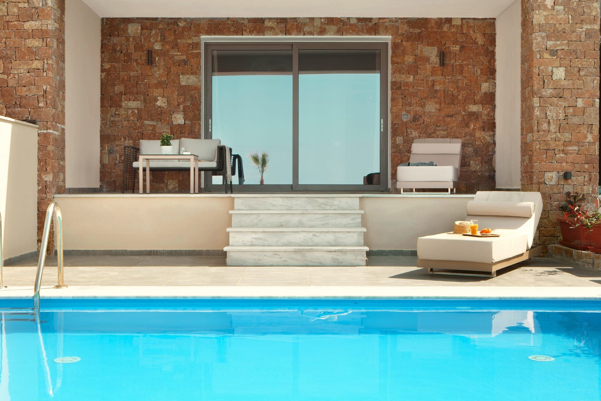 ajul_prestige-bungalow-suite-1-bedroom-with-private-pool-2