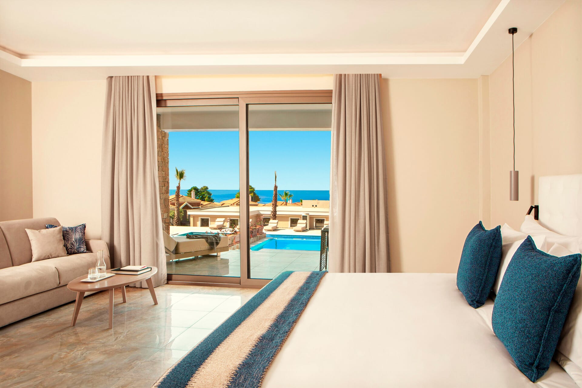 ajul_prestige-bungalow-suite-1-bedroom-with-private-pool-5