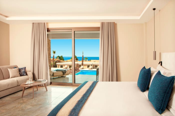 ajul_prestige-bungalow-suite-1-bedroom-with-private-pool-5