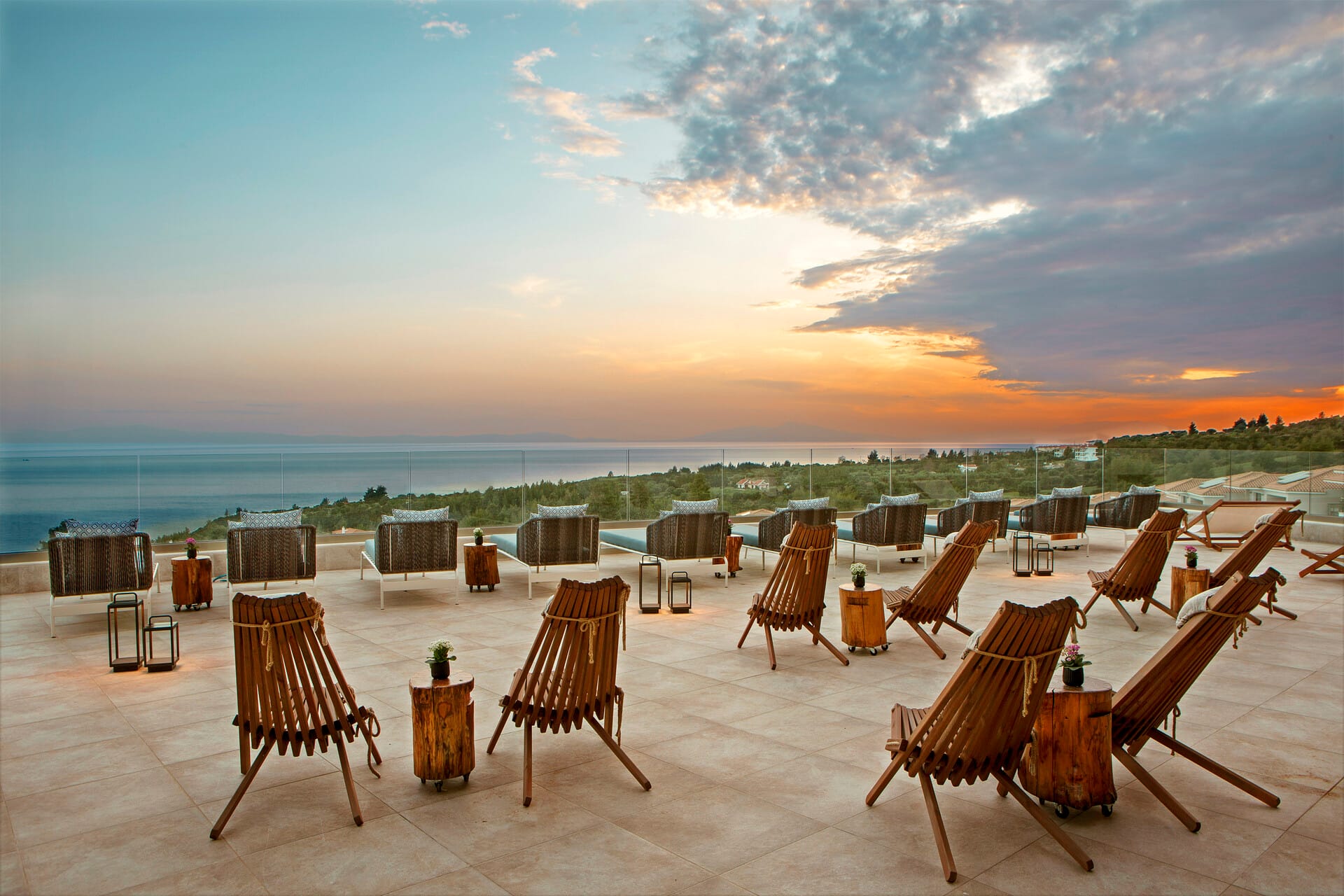 ajul_senses-bar-19-1