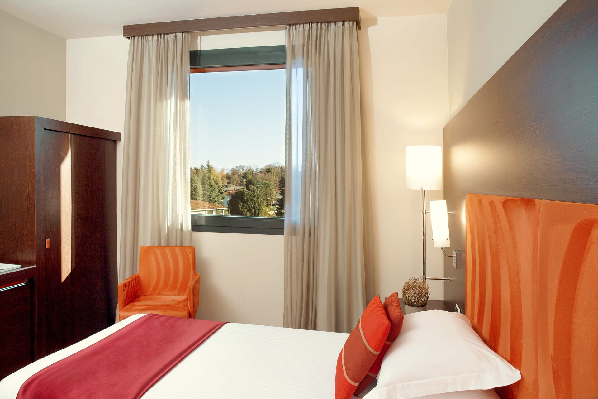 dolce-milan_classic-room-8