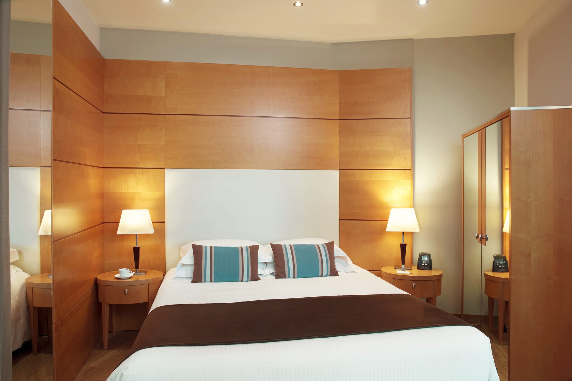 dolce-milan_junior-suite-3