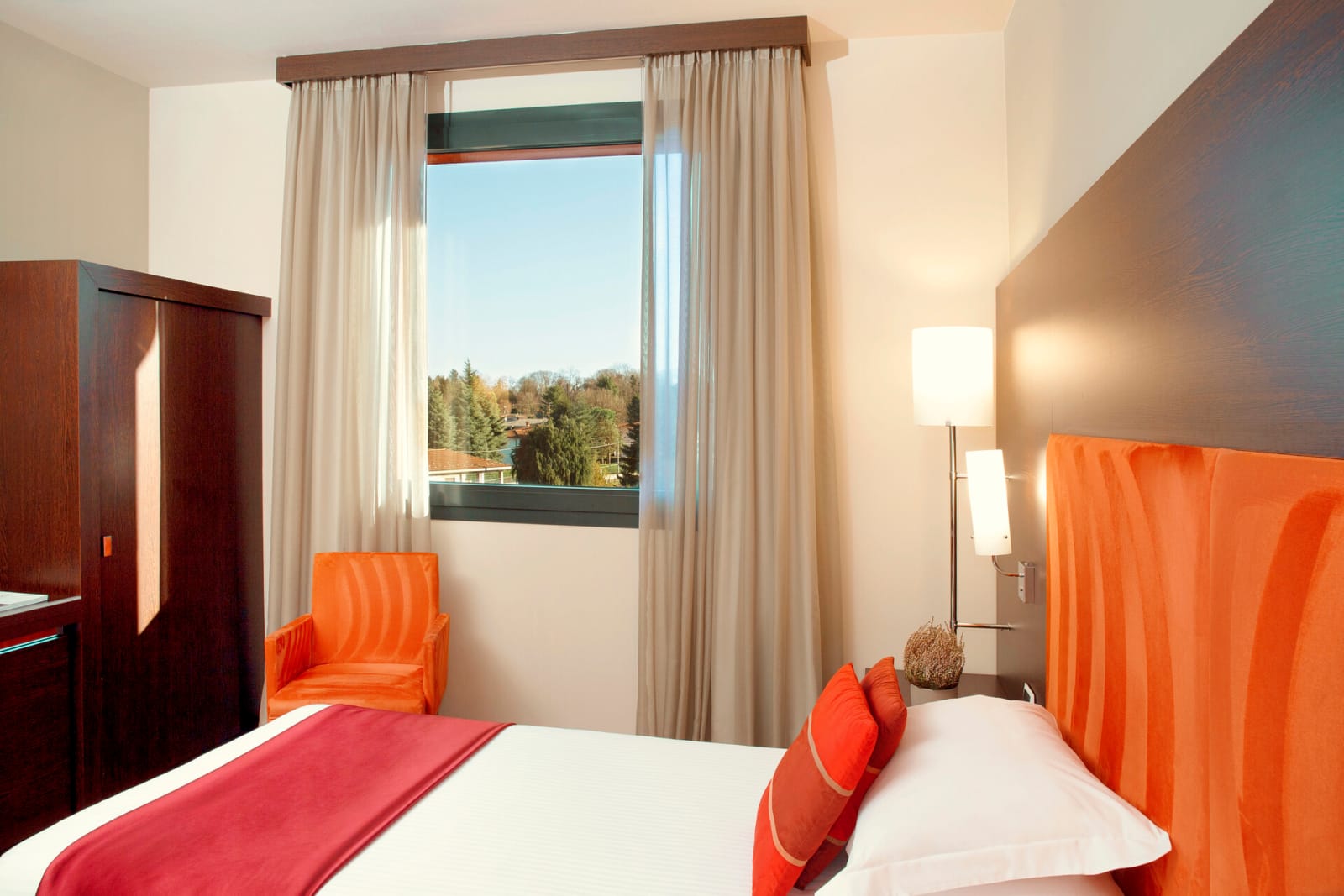 dolce-milan_classic-room-8
