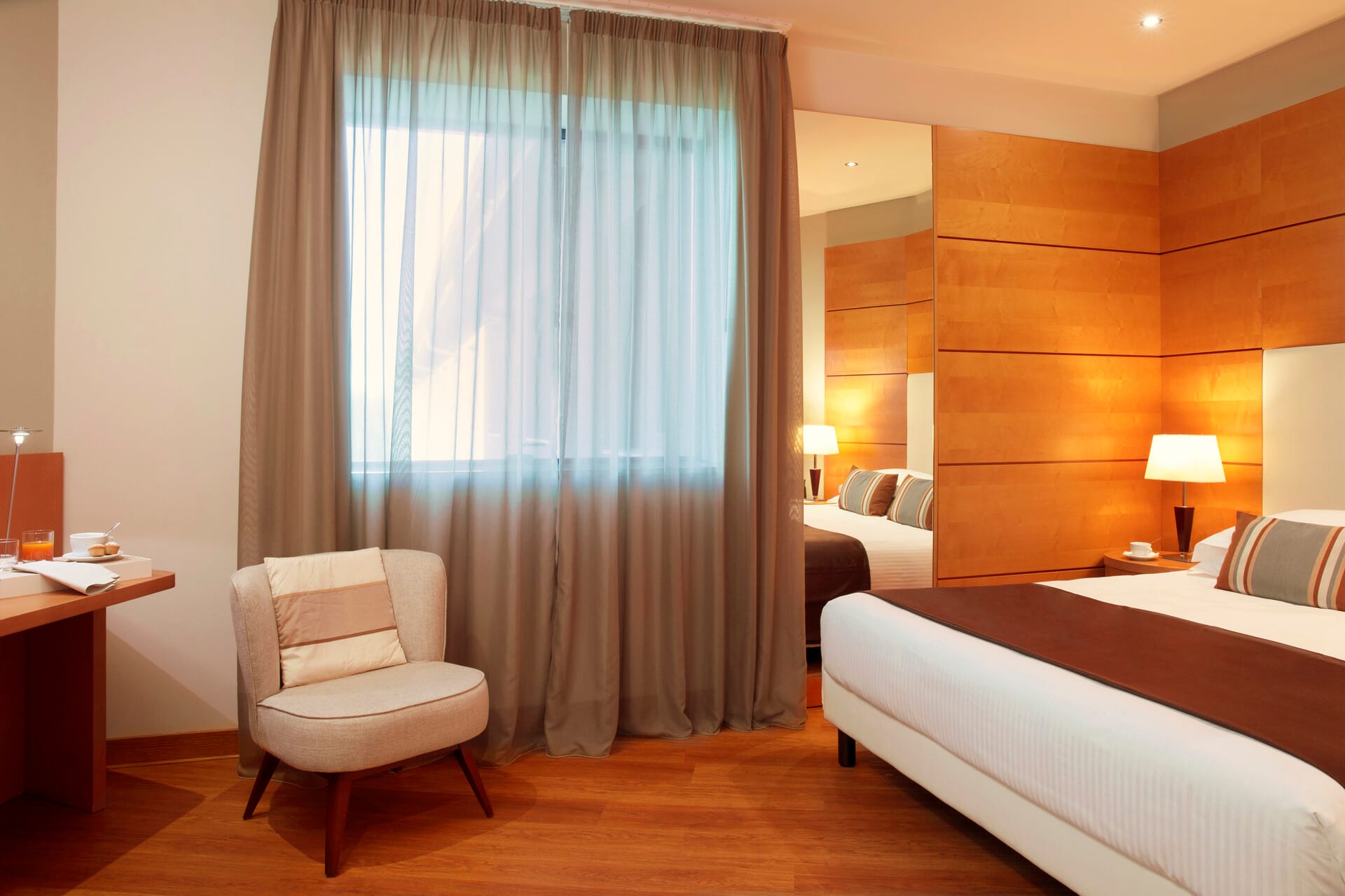 dolce-milan_junior-suite-2