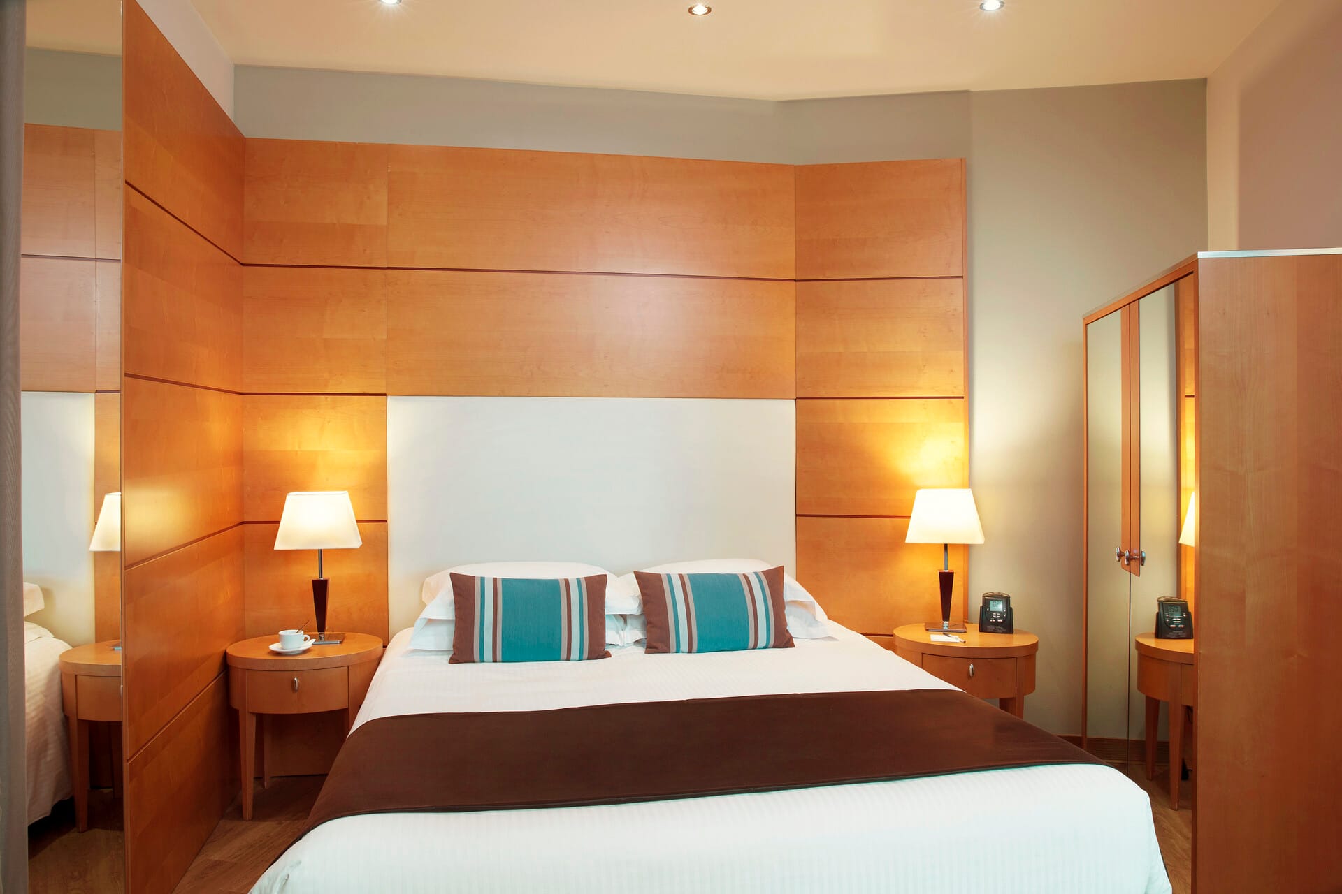 dolce-milan_junior-suite-3