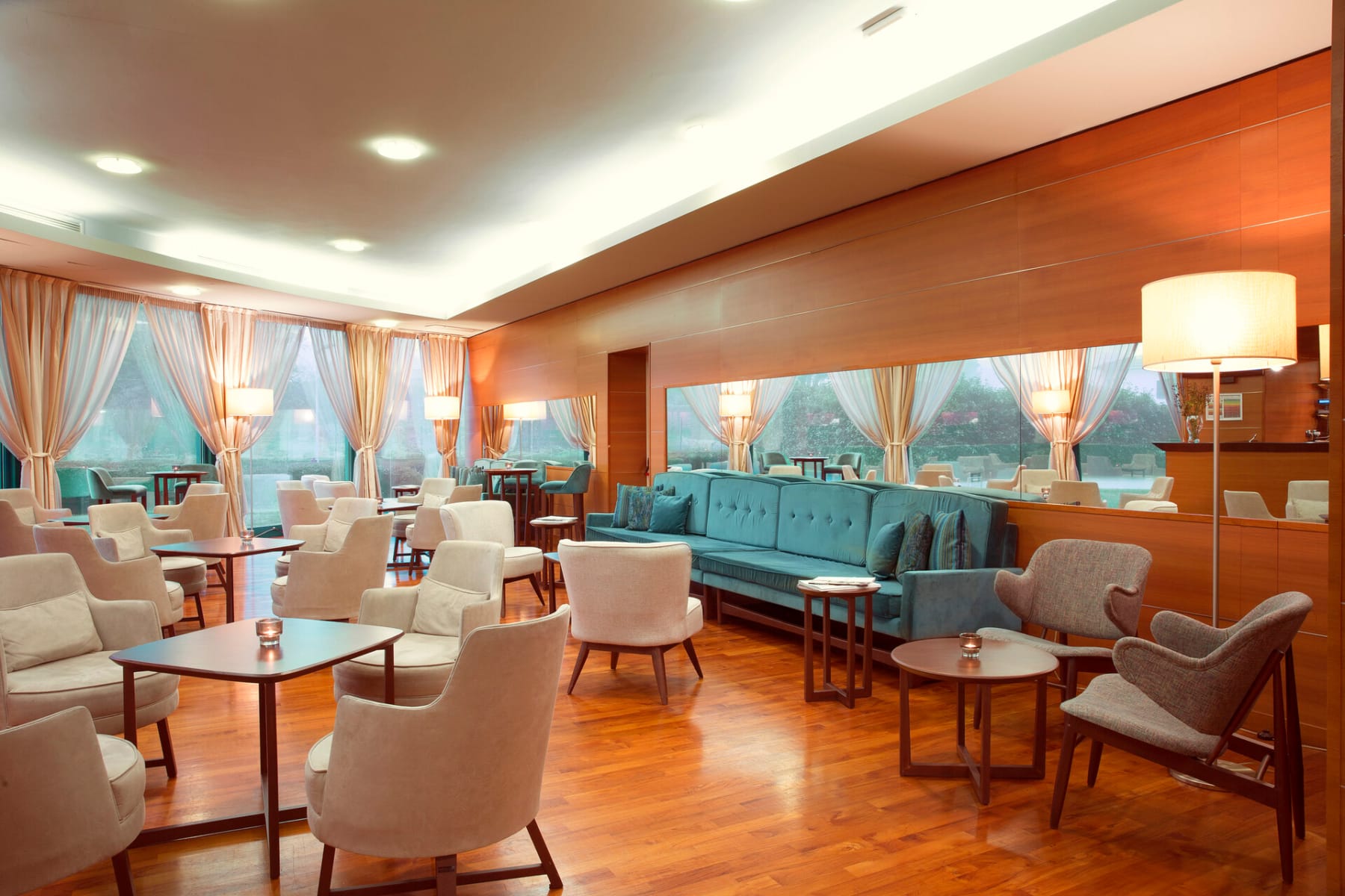 dolce-milan_lobby-lobby-bar-reception-11