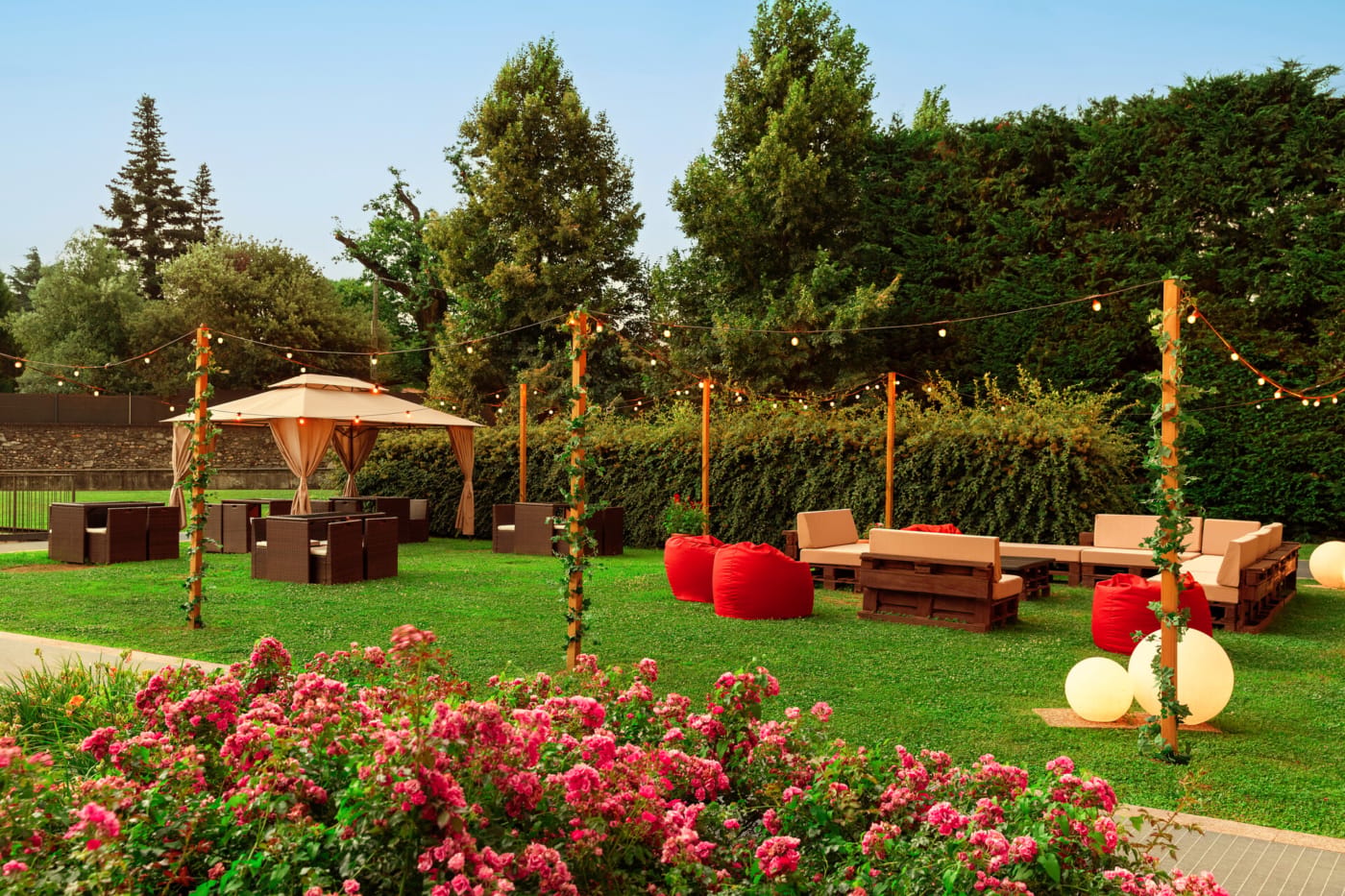 dolce-milan_outdoor-area-4