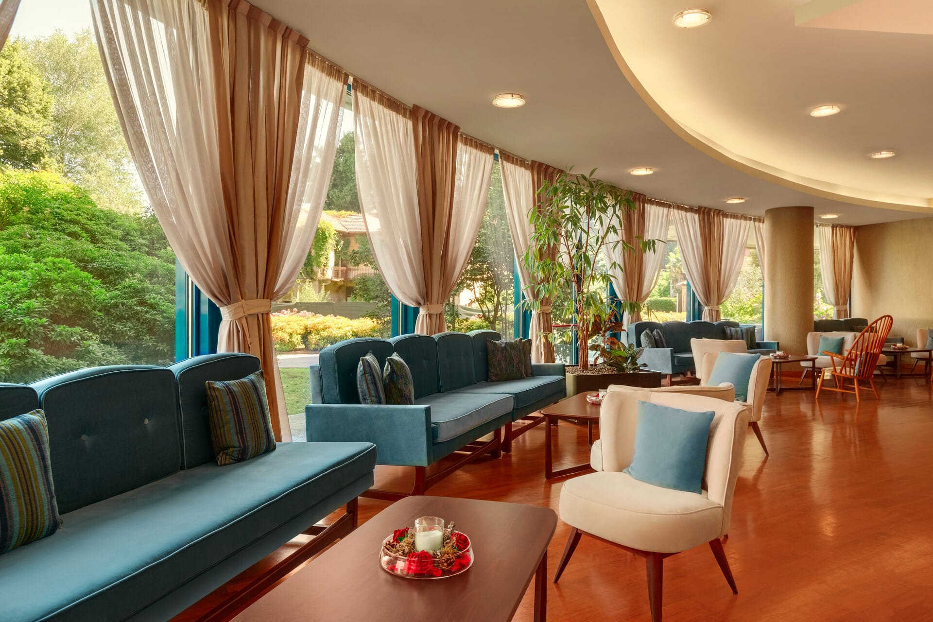 dolce-milan_lobby-lobby-bar-reception-6