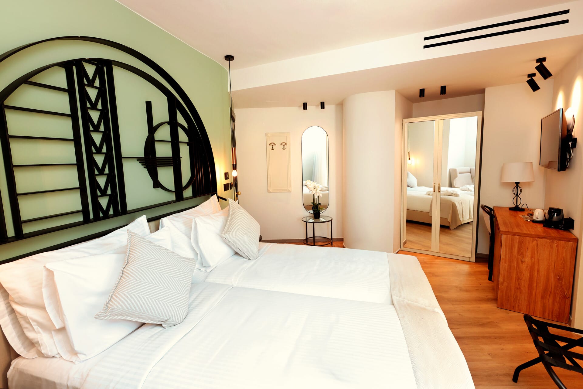 bucharest-opera_executive-double-room-2