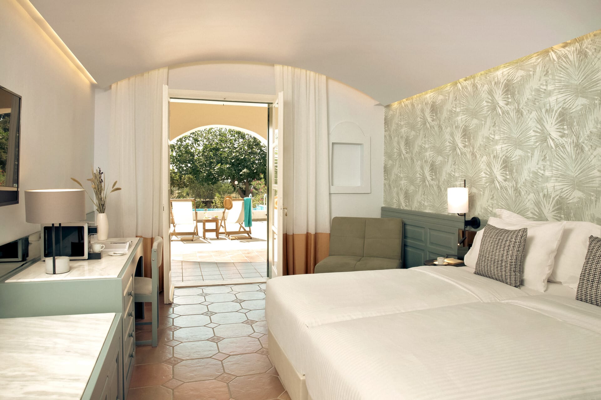 eretria_prestige-bungalow-garden-view-sharing-pool-4-1