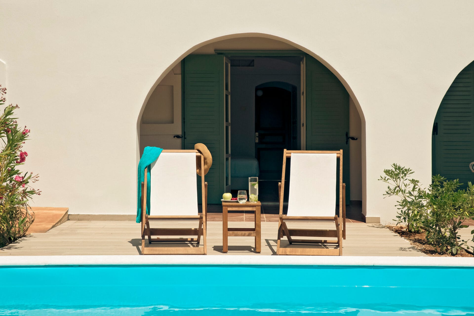 eretria_upbeat-bungalow-garden-view-private-pool-2