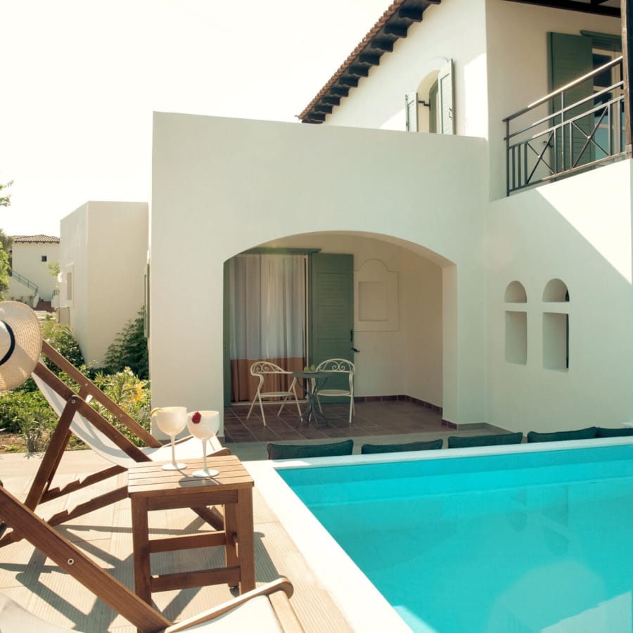 eretria_upbeat-bungalow-pool-view-private-pool-6