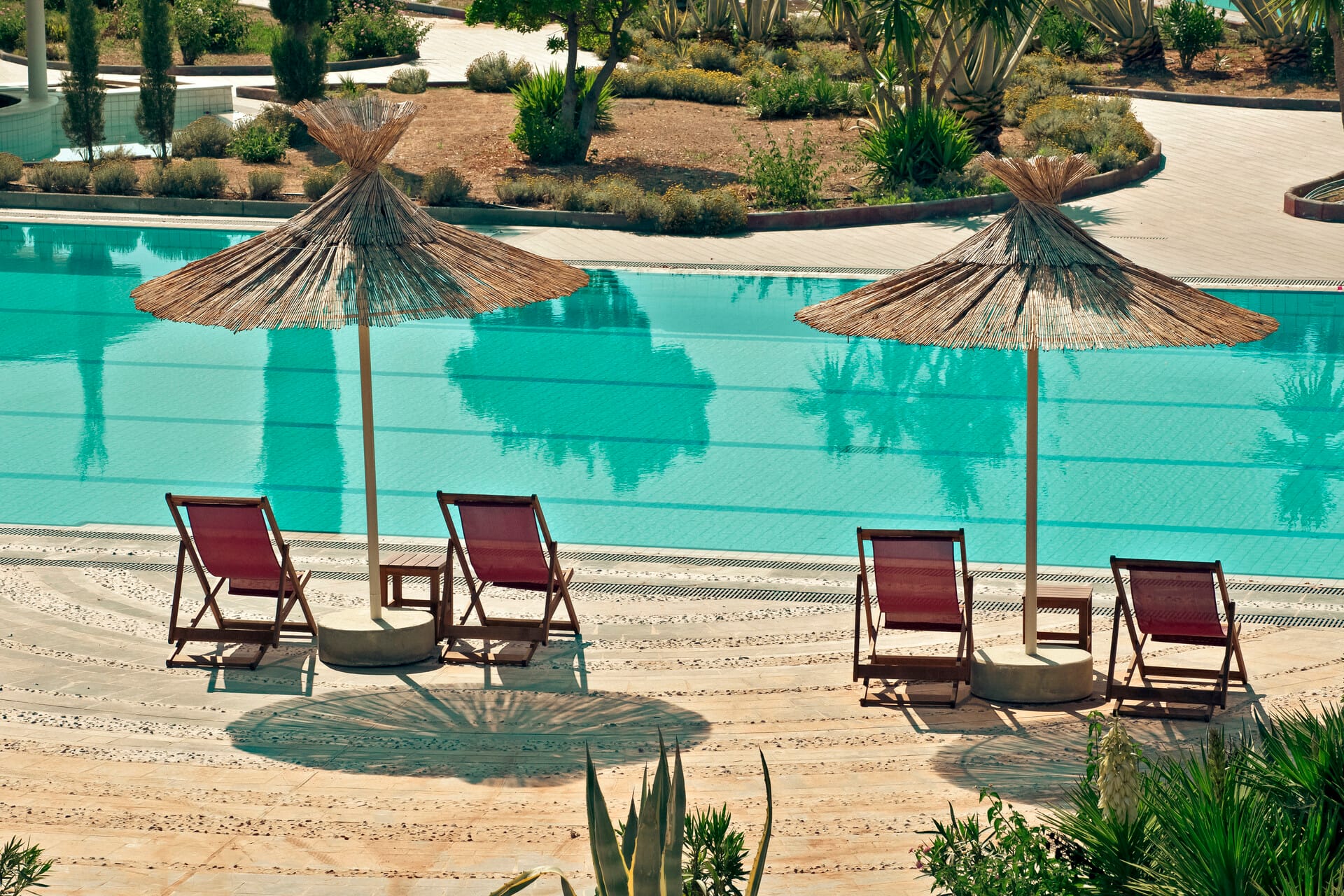 eretria_harmony-bungalow-pool-view-4