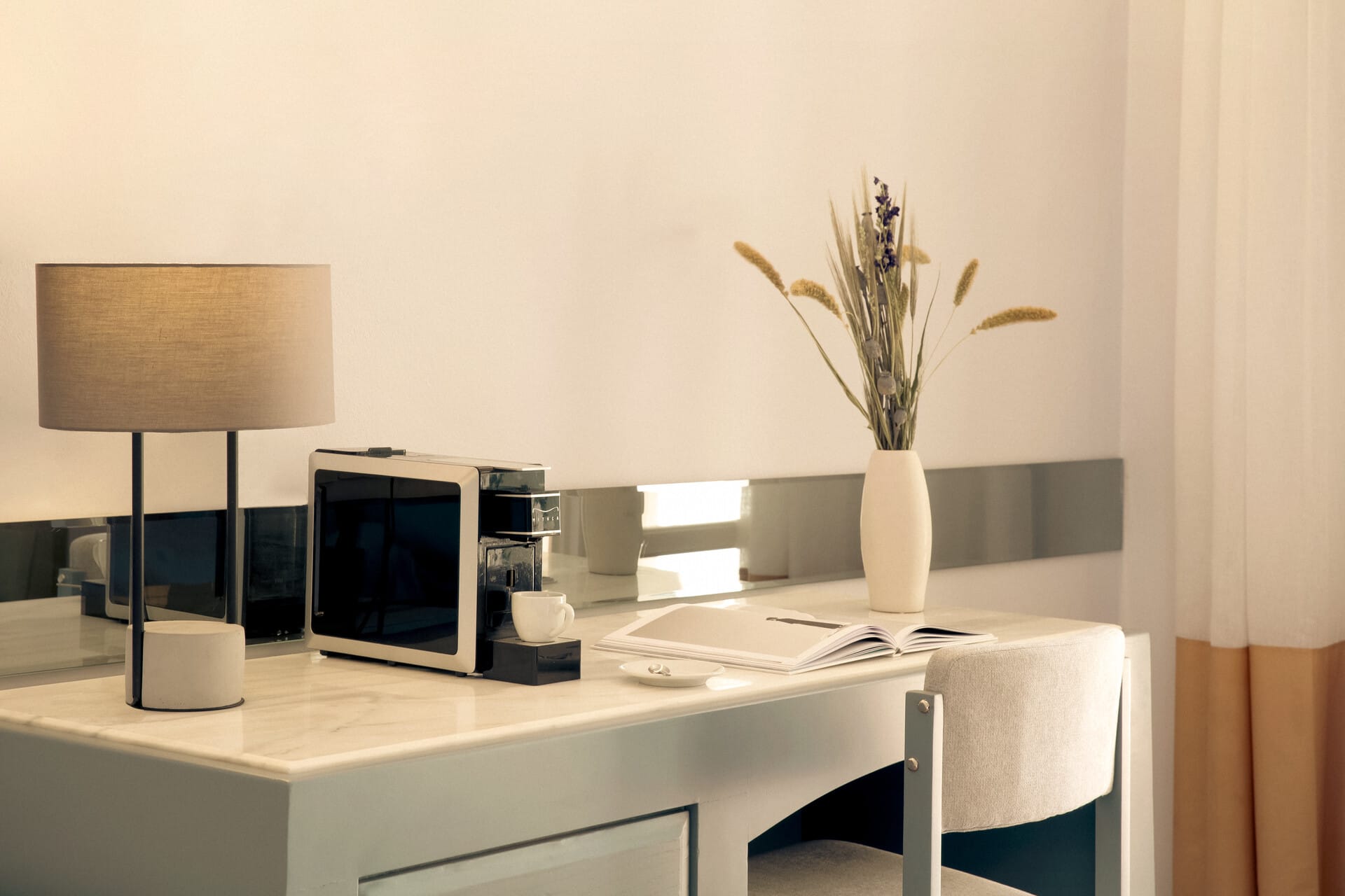 eretria_prestige-bungalow-garden-view-sharing-pool-5