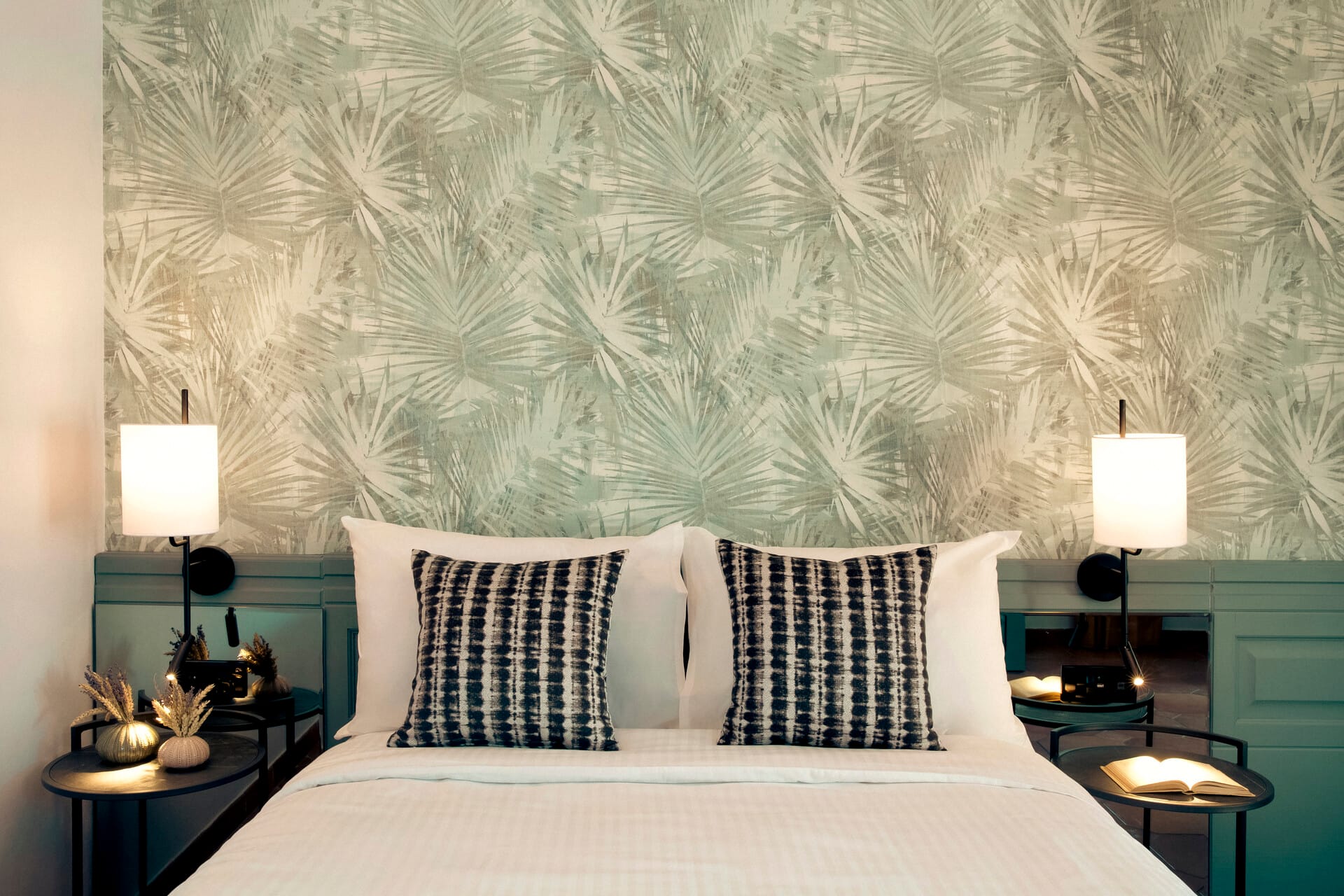 eretria_upbeat-bungalow-pool-view-private-pool-3