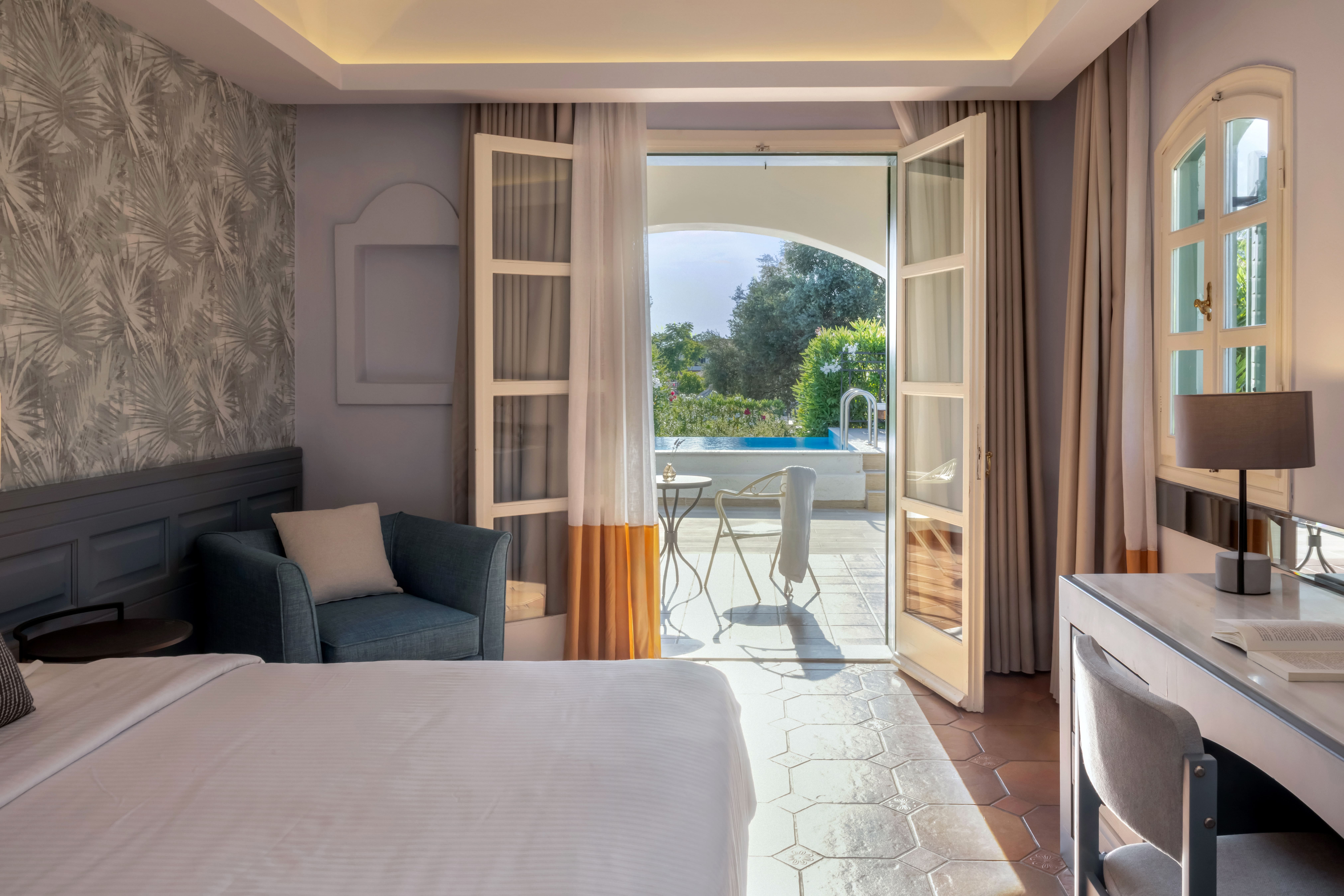 a room with a bed and a table